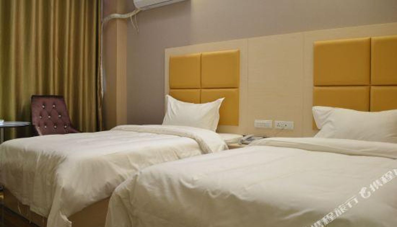 Room - Shiyan Xingguang Holiday Hotel