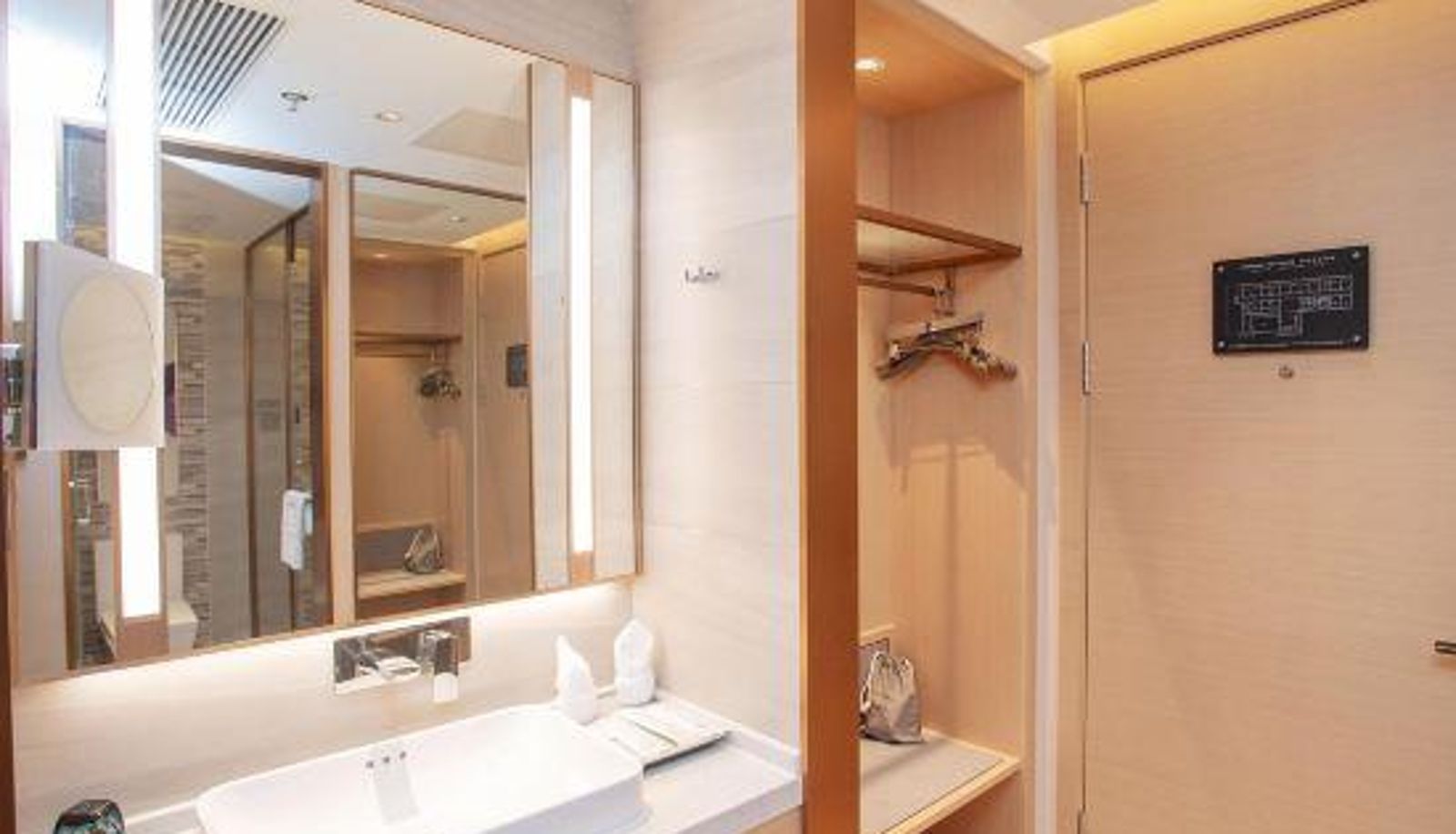 Room - Lavande Hotel