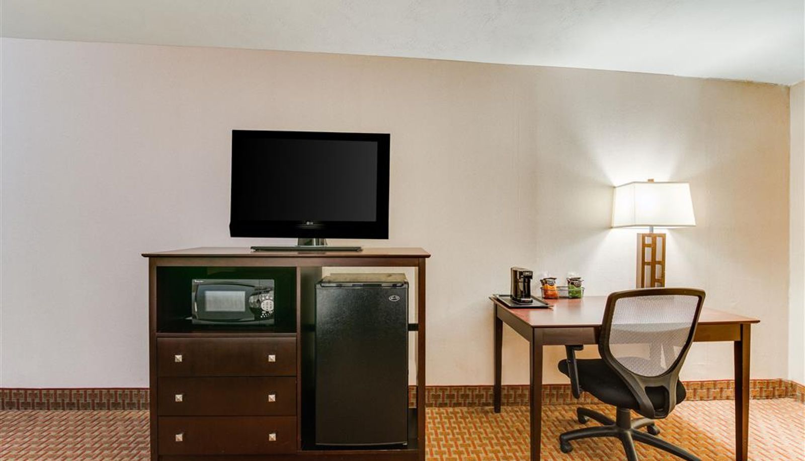 Zimmer - Clarion Hotel Convention Center