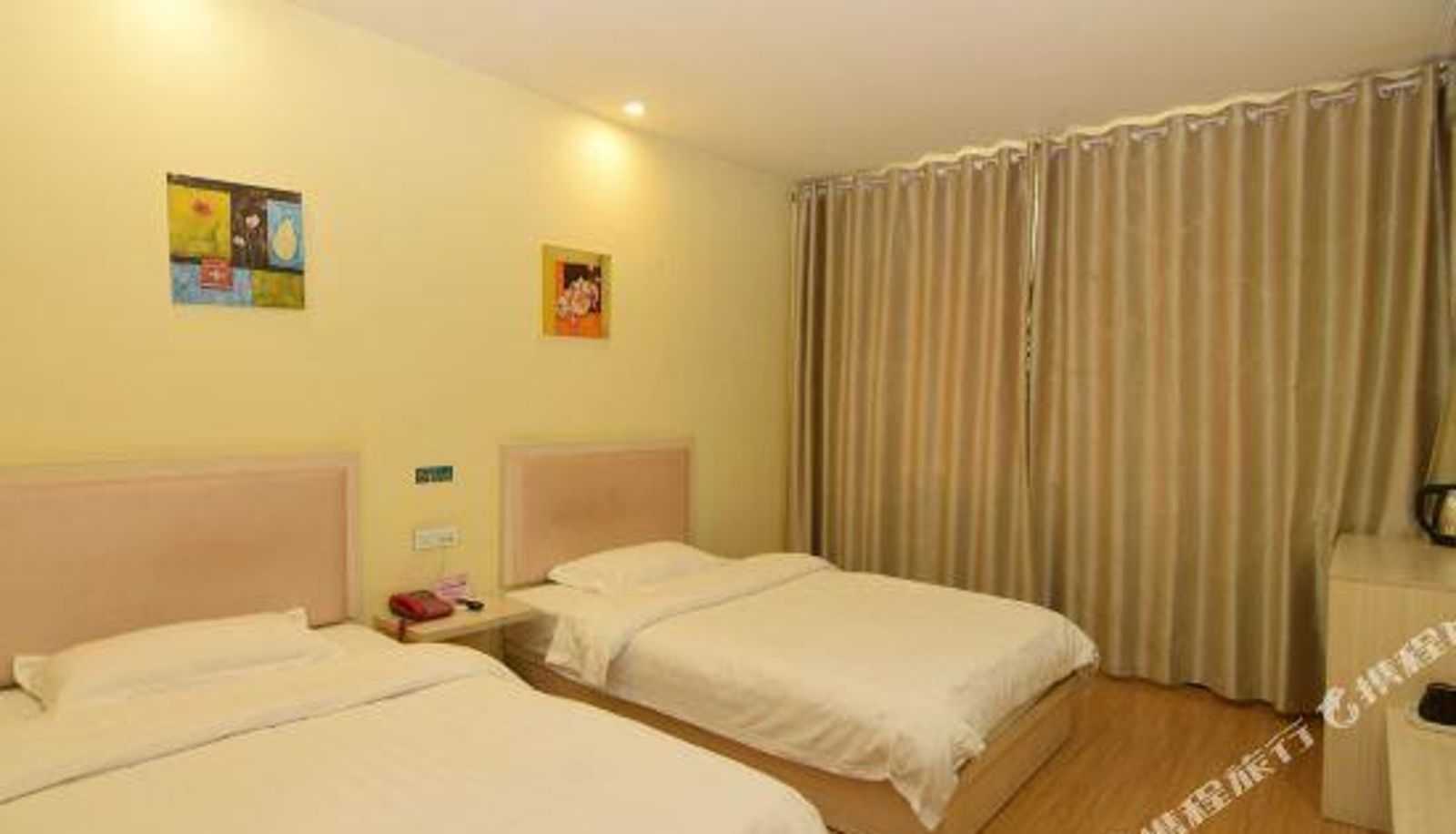Room - Shiyan Four Seasons Express Hotel
