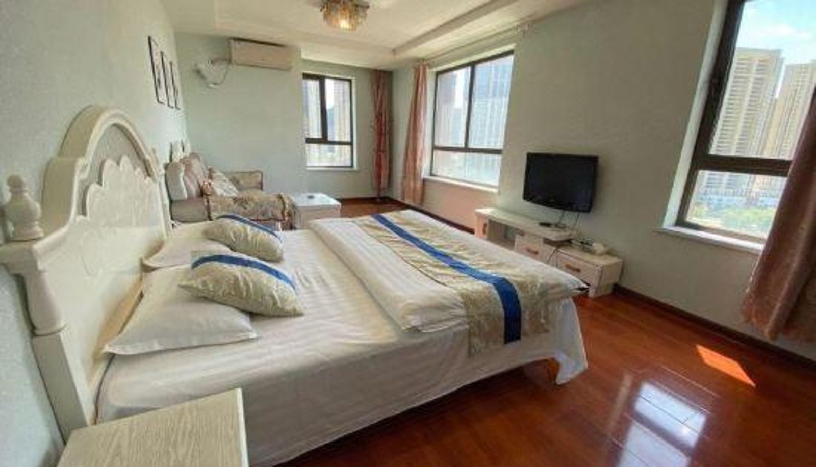 Habitación con vistas al río - KL serviced apartment