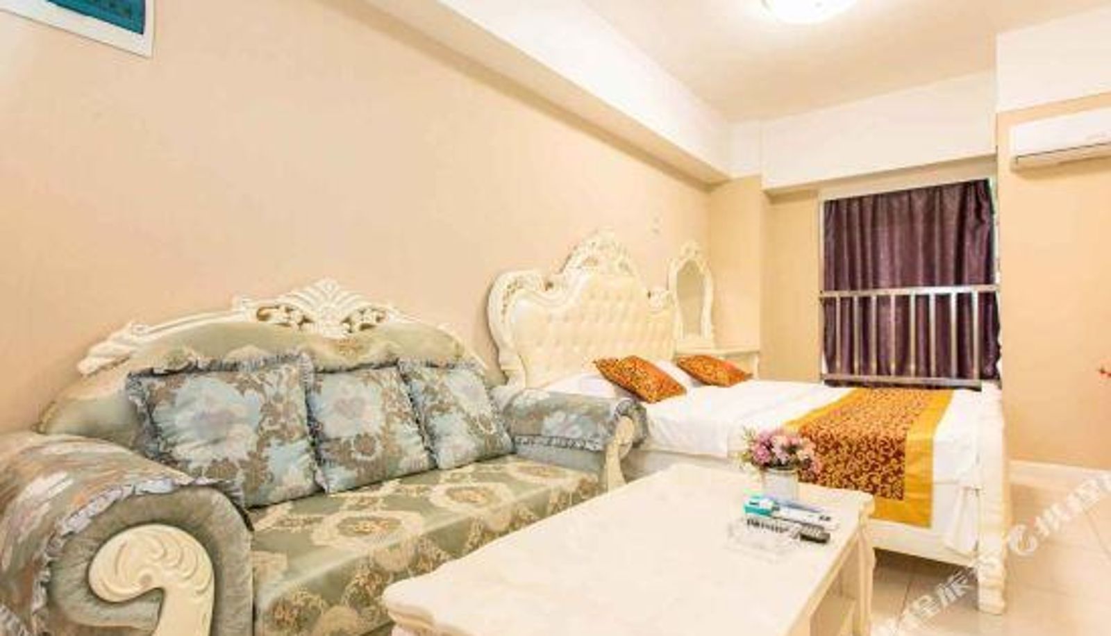 Camera - Kailin Apartment (Shenyang North Railway Station Huafu Branch)