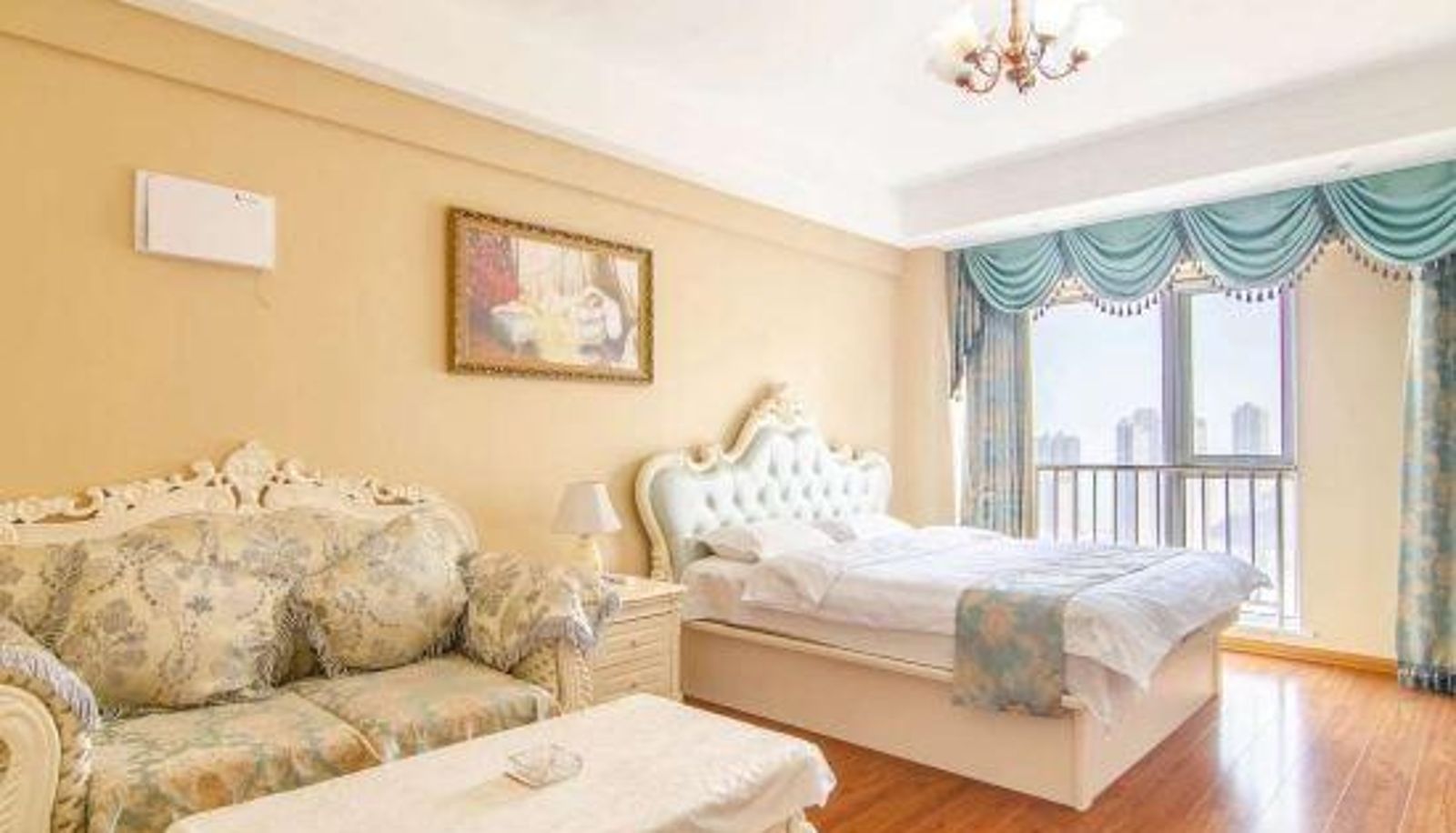 Camera - Kailin Apartment (Shenyang North Railway Station Huafu Branch)