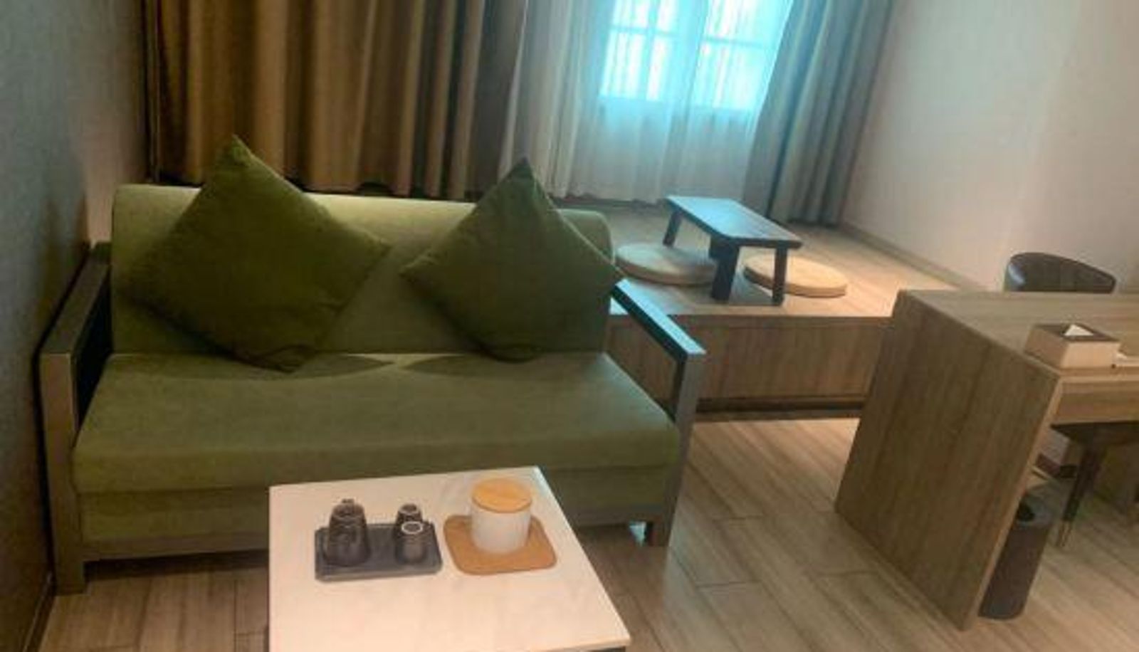 Zimmer - Countryside Yaqing Hotel (Shantou High-speed Railway Station Xinjin Food Plaza)