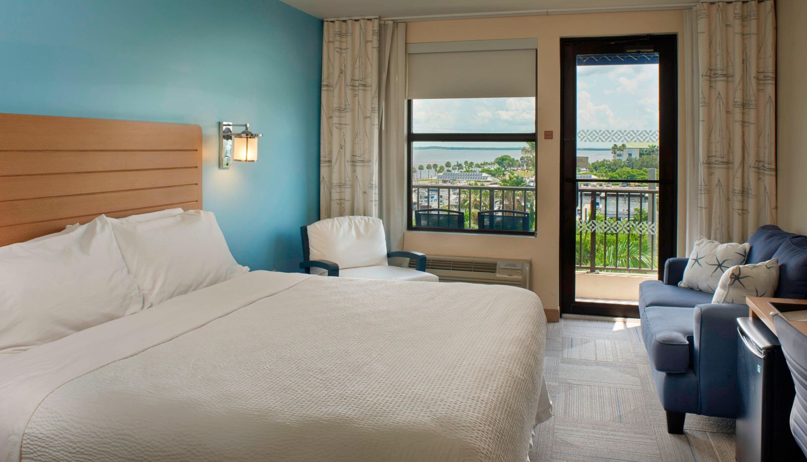 Camera - Four Points by Sheraton Punta Gorda Harborside