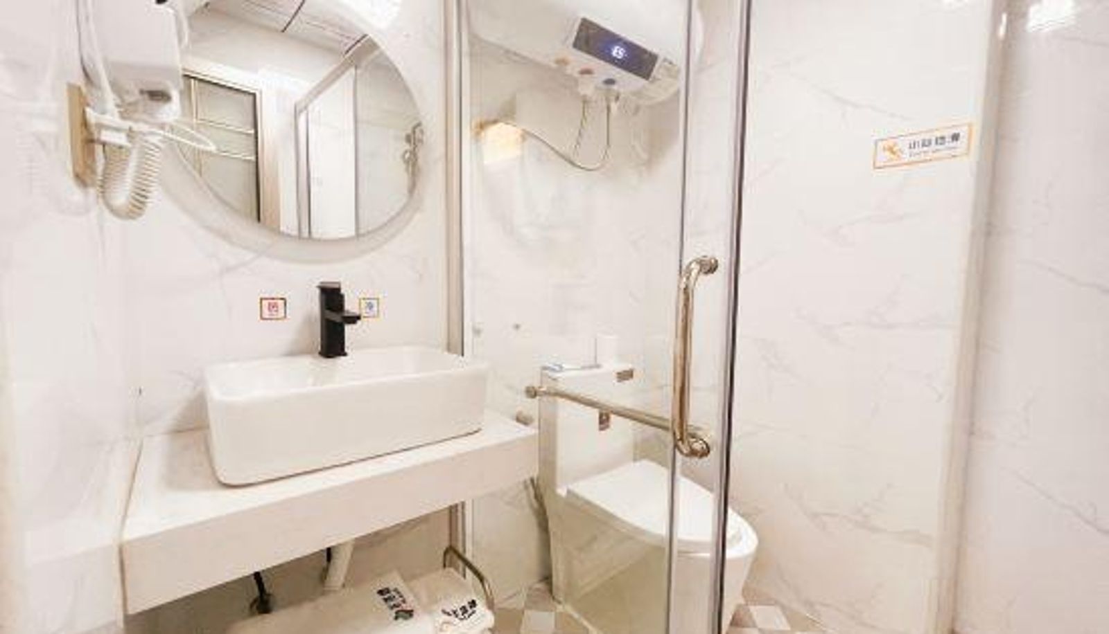 Camera - Saint Lord International Apartment (Shaoguan Nanhua Temple Hongjin Branch)