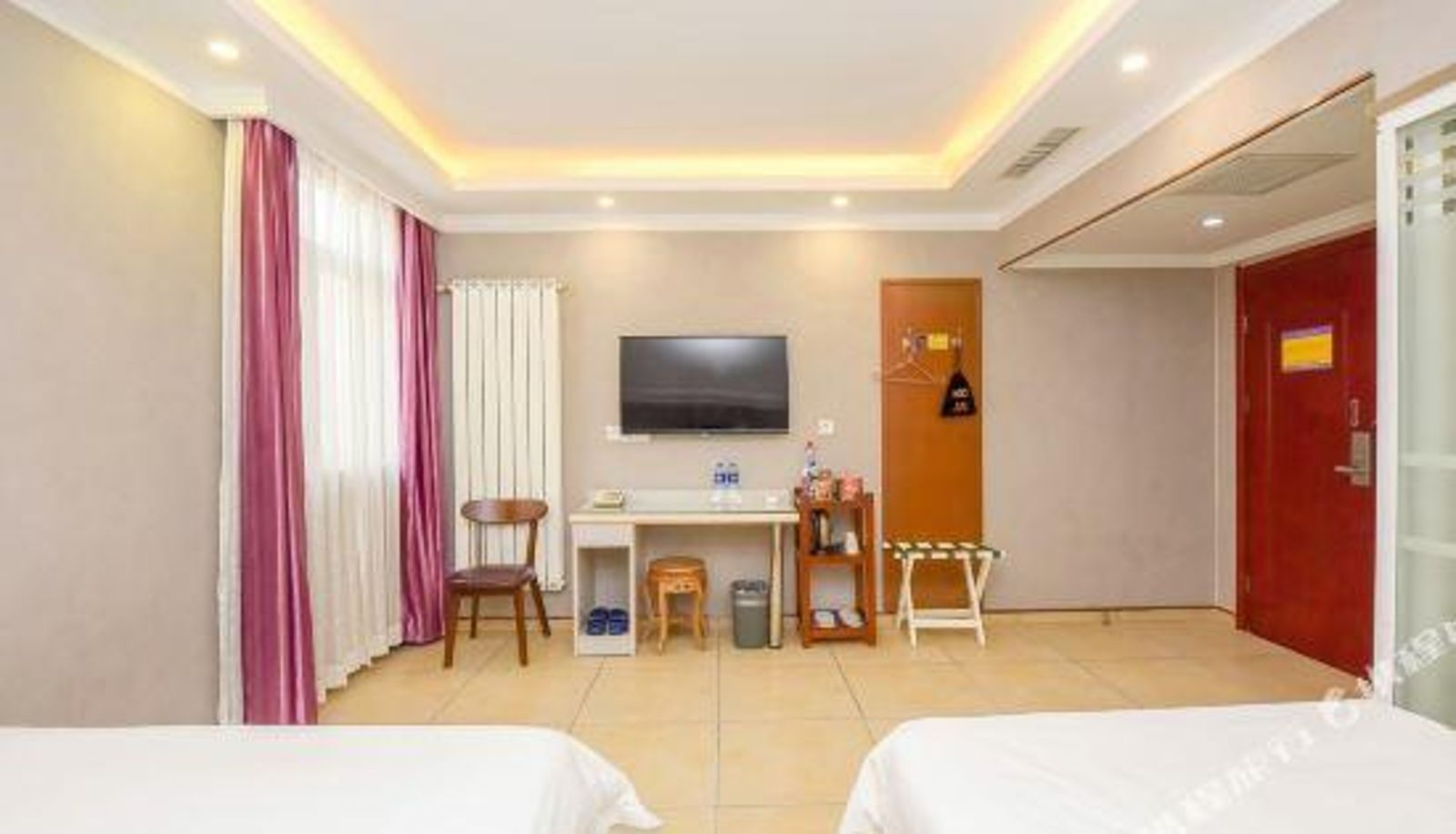 Pokój typu family - Ejia Express Hotel (Shijiazhuang Ping'an South Street Railway Station East Plaza Branch)