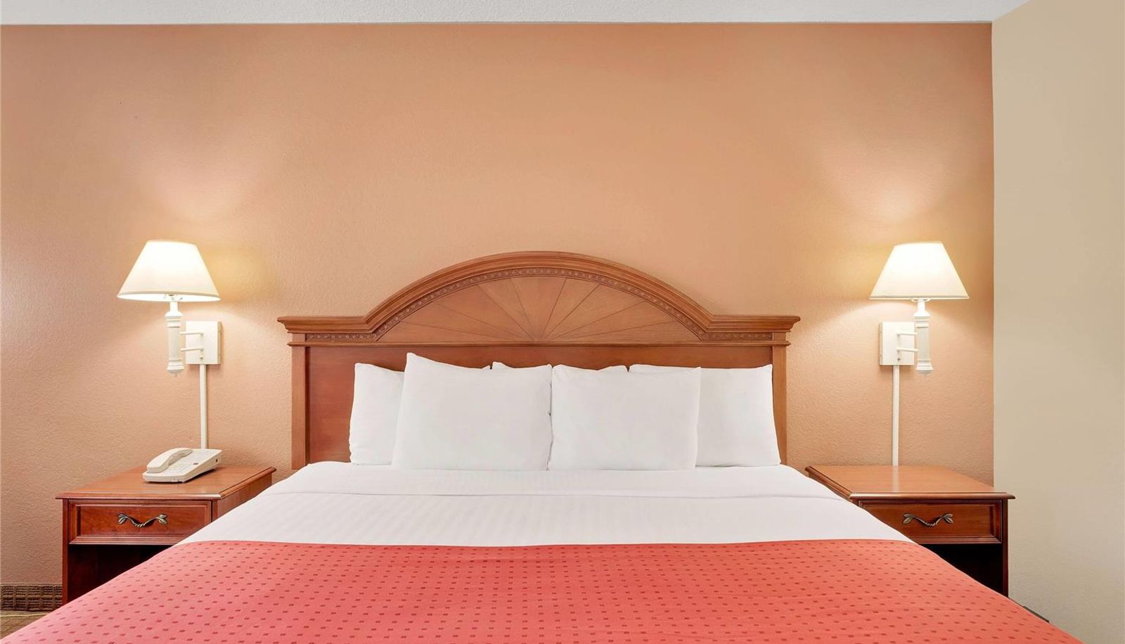 Room - Ramada by Wyndham Provo