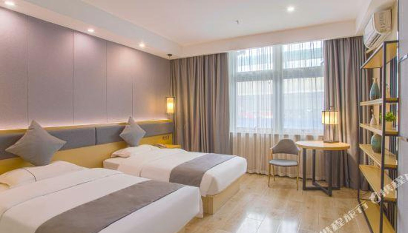 Camera - Shuidean Youpin Hotel (Nanning Railway Station)