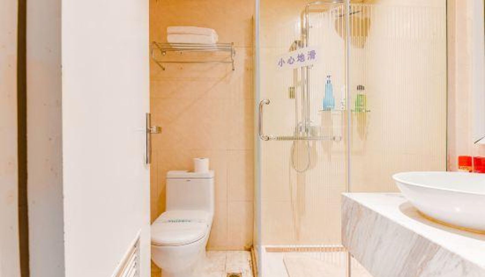 Chambre Familiale - Dalang Taosha Business Hotel