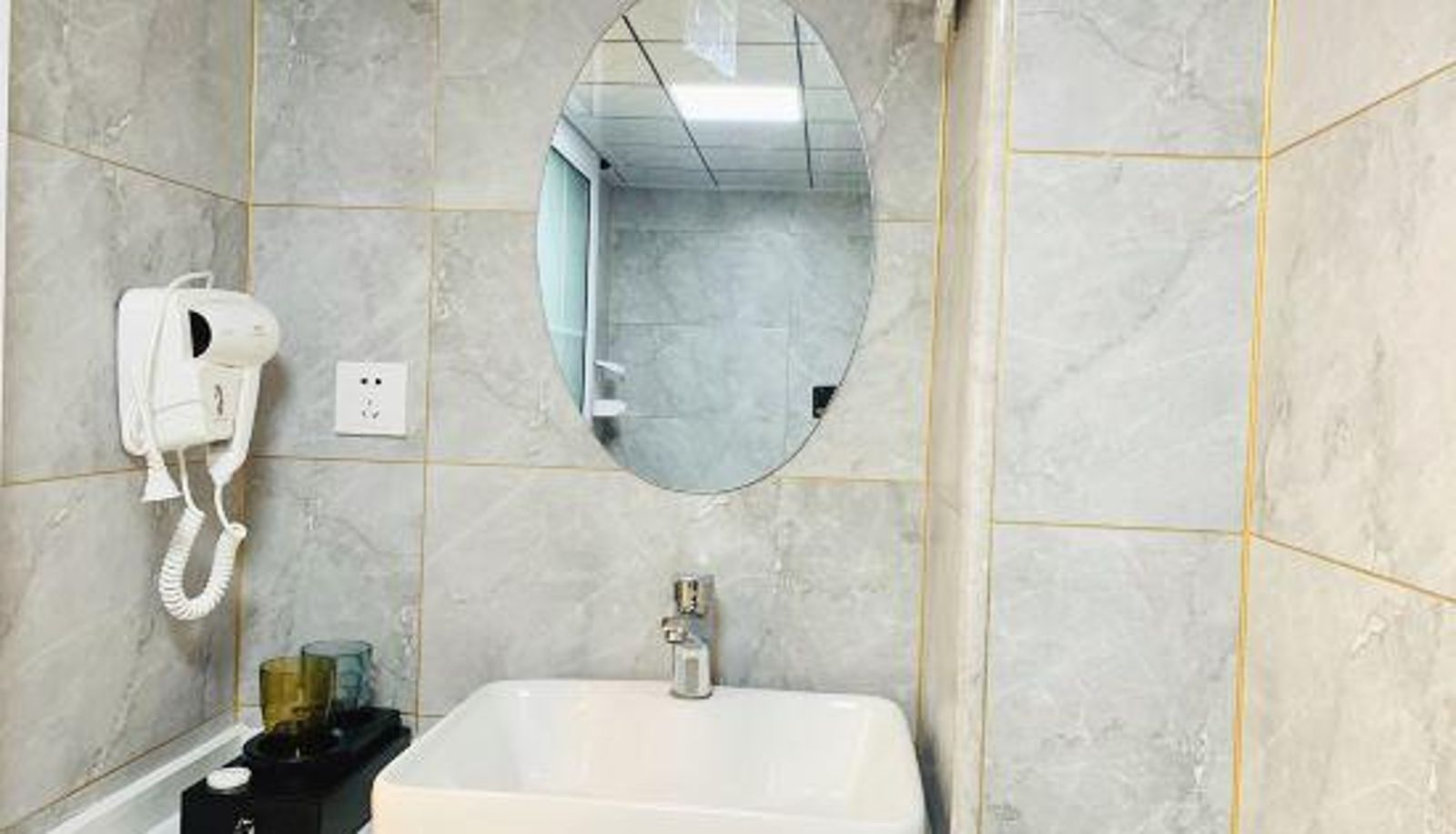 Zimmer - Qingshan Hometown Apartment (Wuxiang Shimao Center Branch)