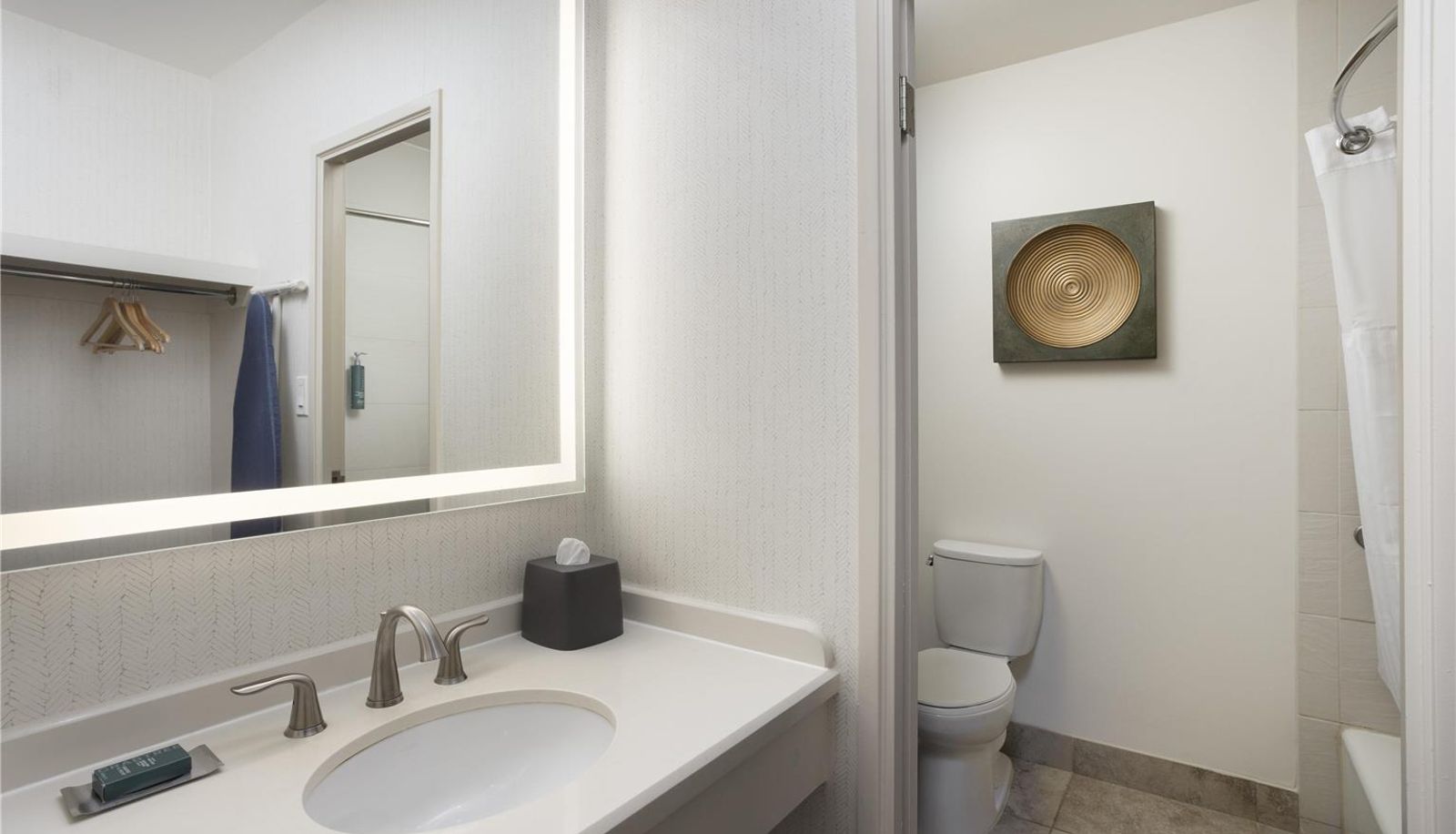 Zimmer - DoubleTree by Hilton San Diego Bayside
