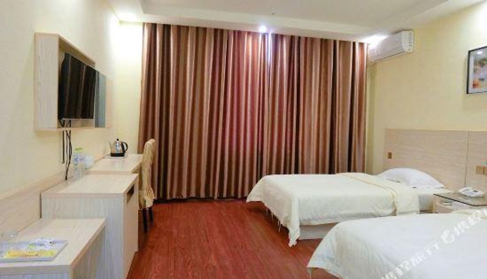 Chambre - Ruijia Express Hotel