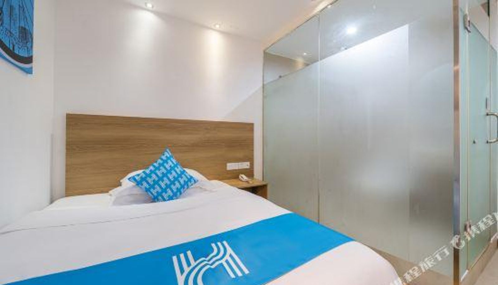 Zimmer - Hello Hotel (Nanning Jinxiang Avenue Metro Station)