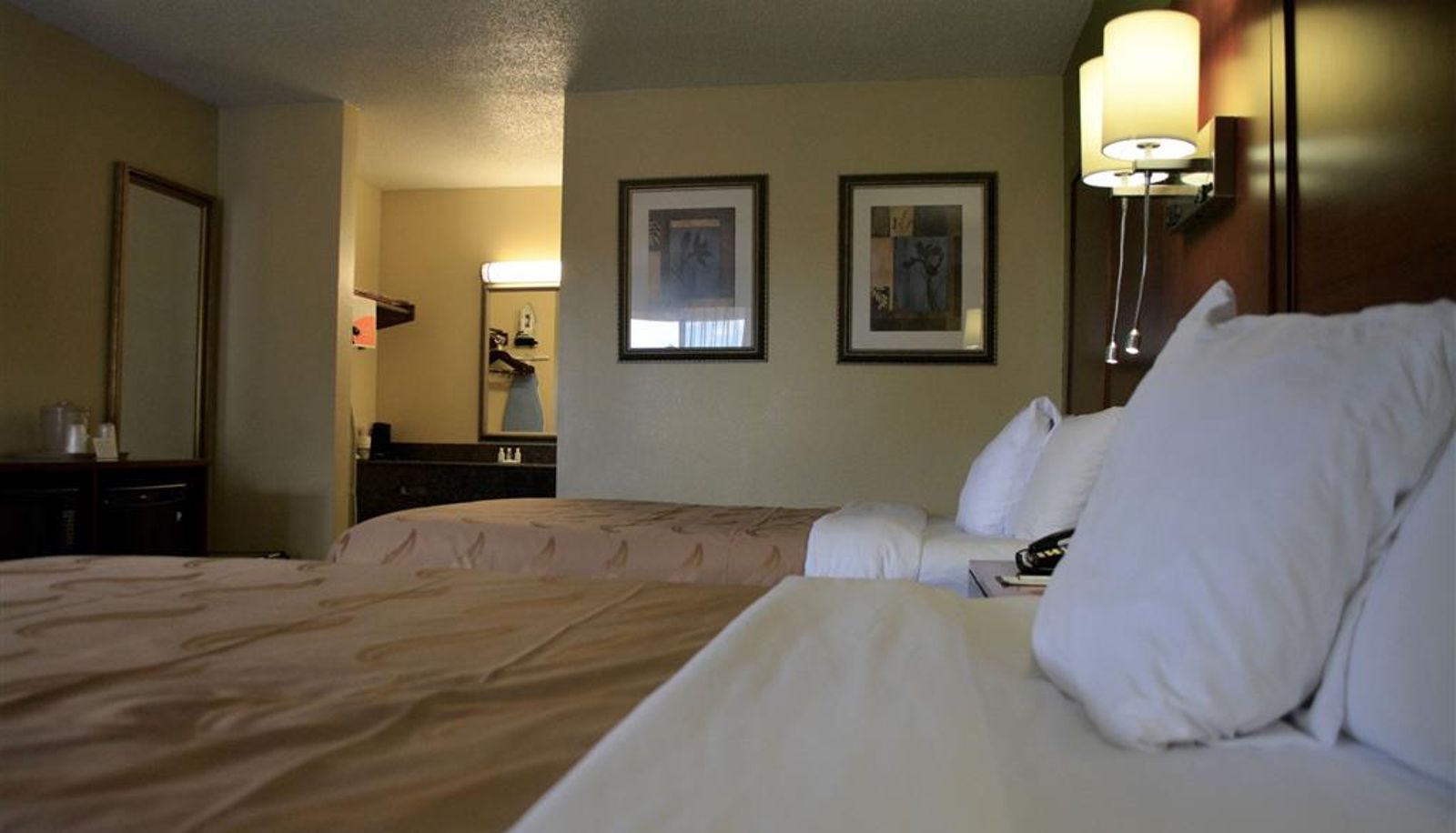 Zimmer - Quality Inn Savannah Midtown