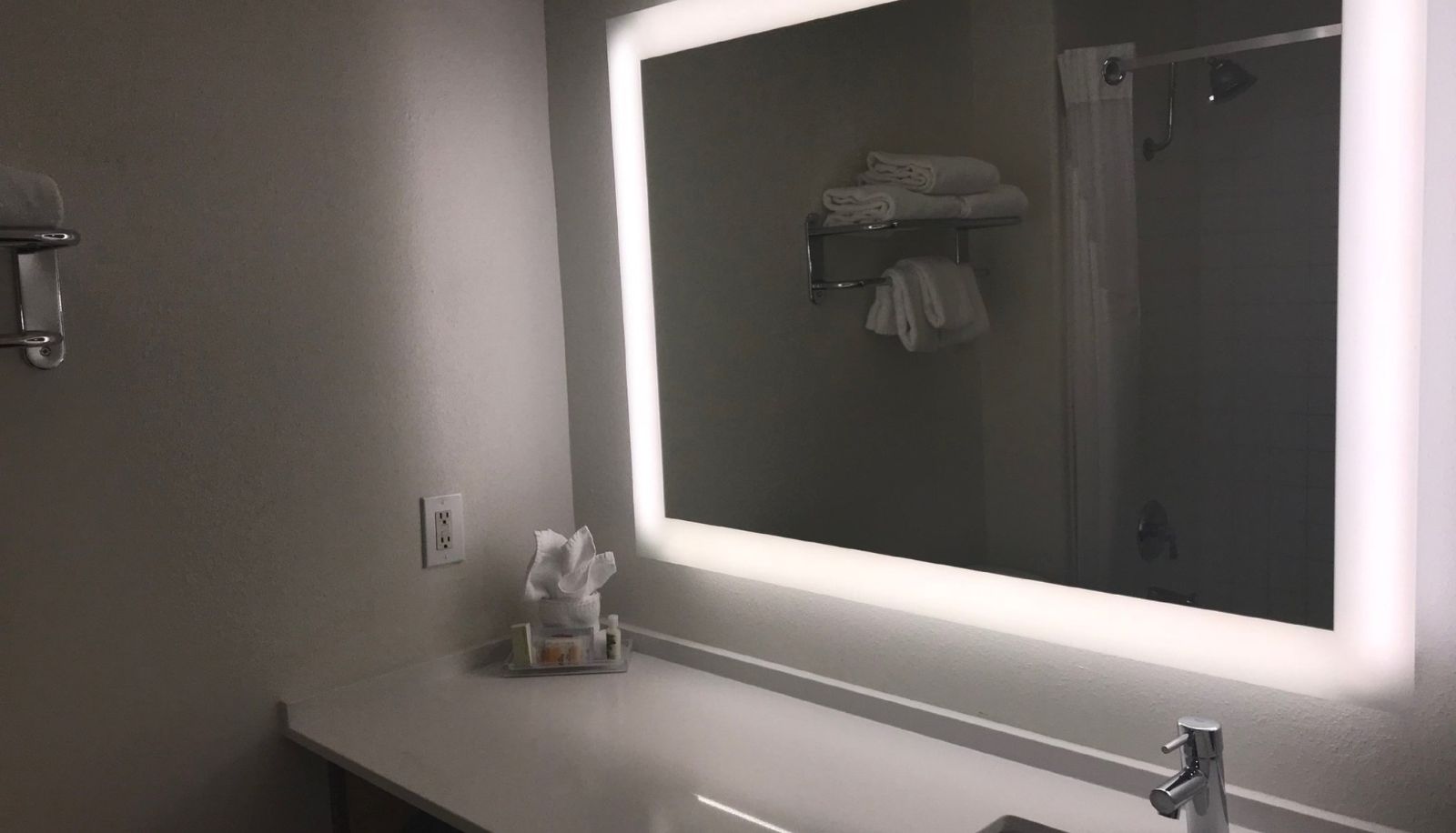 Room - Holiday Inn SELMA-SWANCOURT by IHG