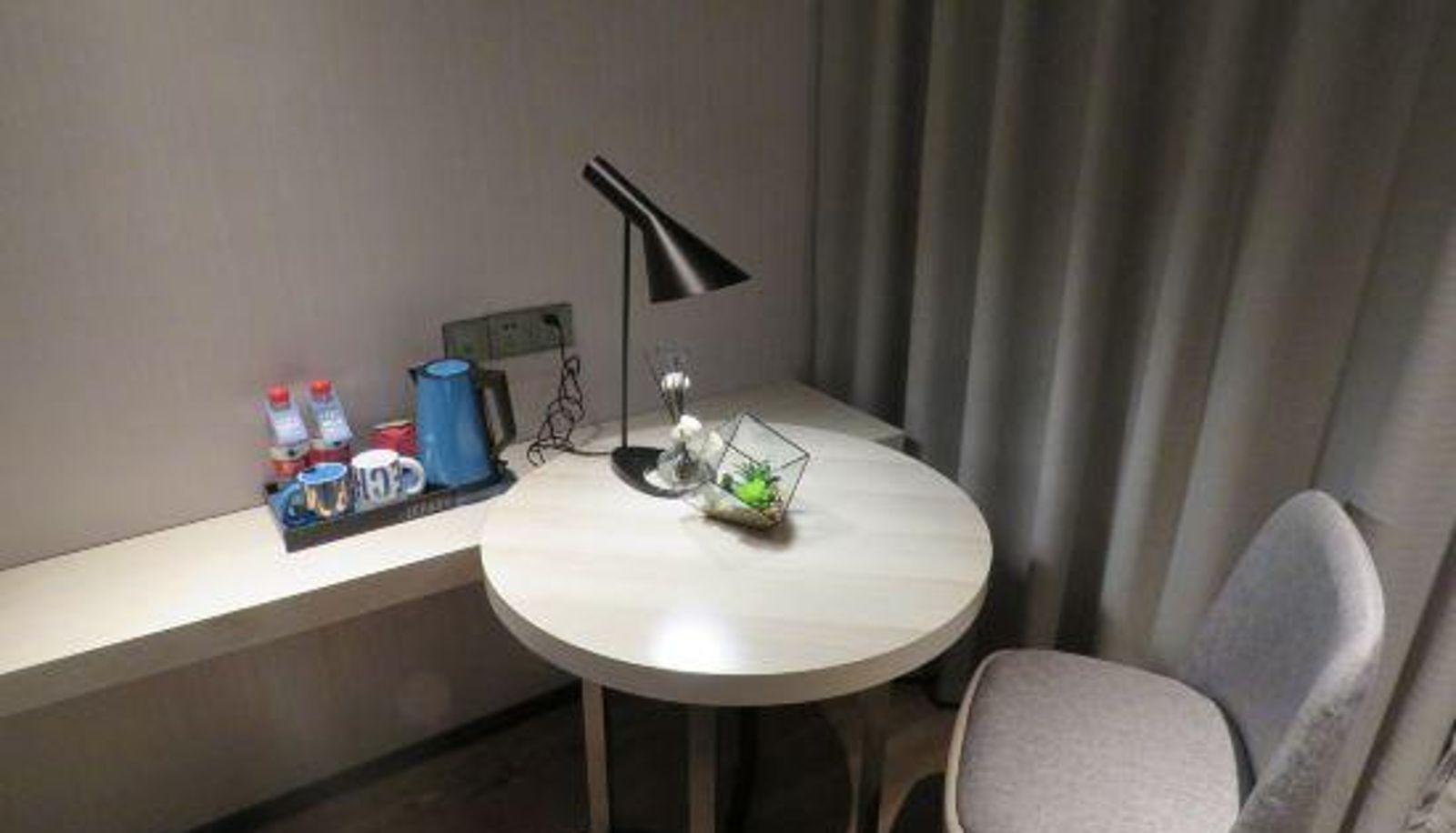 Zimmer - Echarm Hotel (Nanchang Bayi Square Metro Station)
