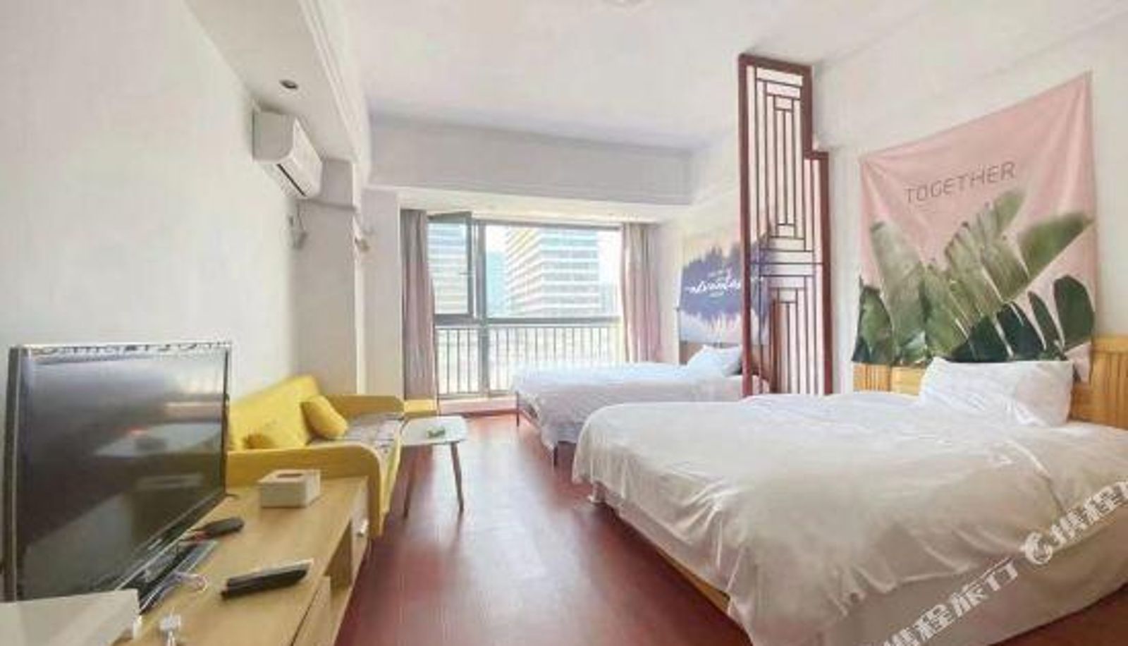 Zimmer - Luting Cinema Apartment (Nanchang Honggutan Wanda Plaza)