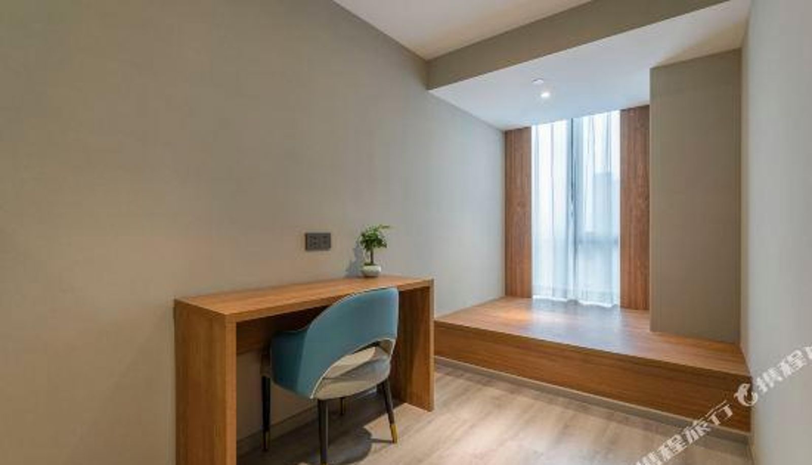 Camera - Star Nest Hotel