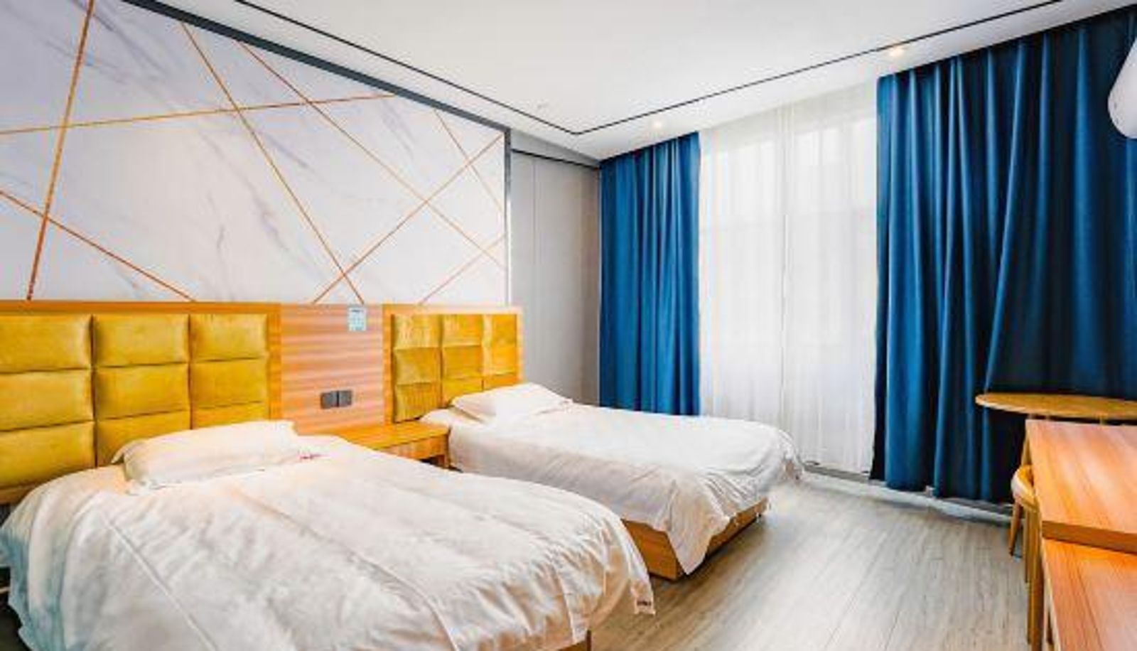Zimmer - Fenghuang middle Avenue) Nanchang jiaxiangxuan Hotel (Weidong garden store