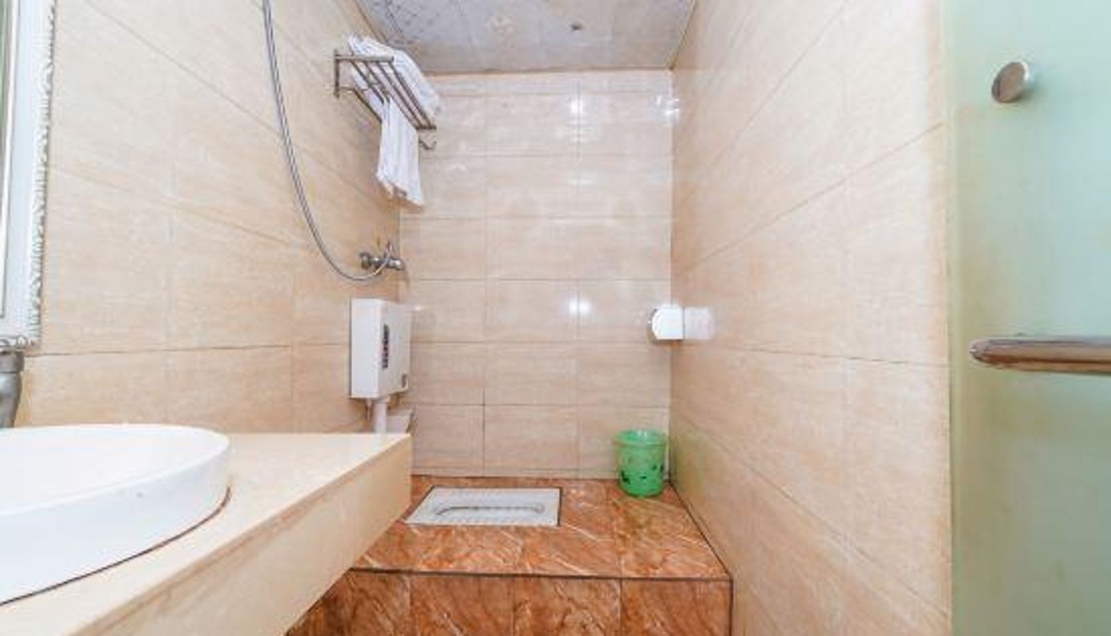 Room - New Hailian Hotel