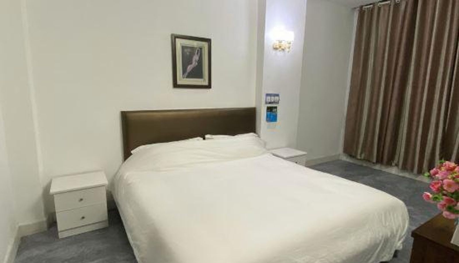 Camera - Huadelai Hotel