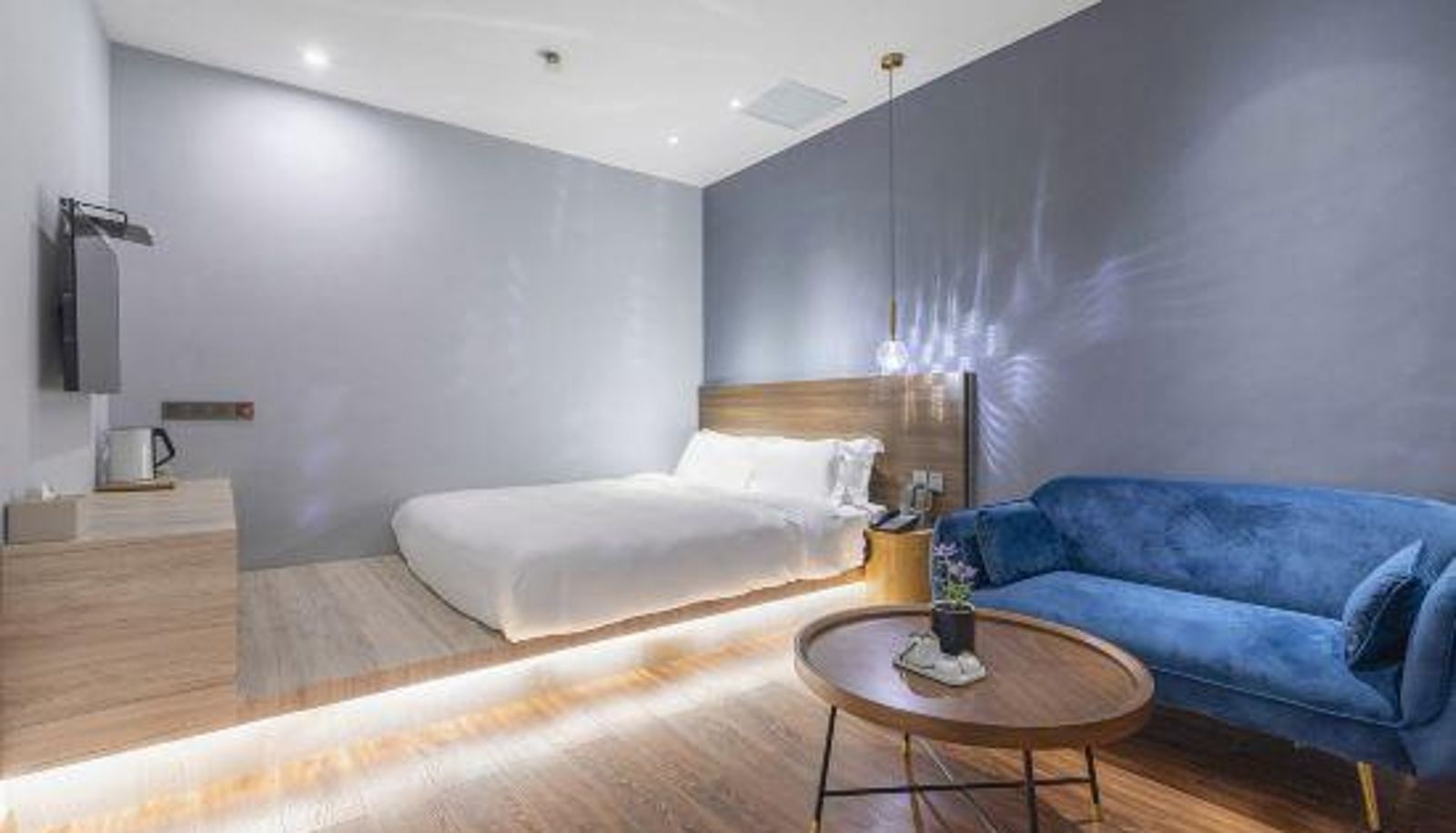 Zimmer - Rose Art Hotel (Ningbo Beilun Yintai City Store)