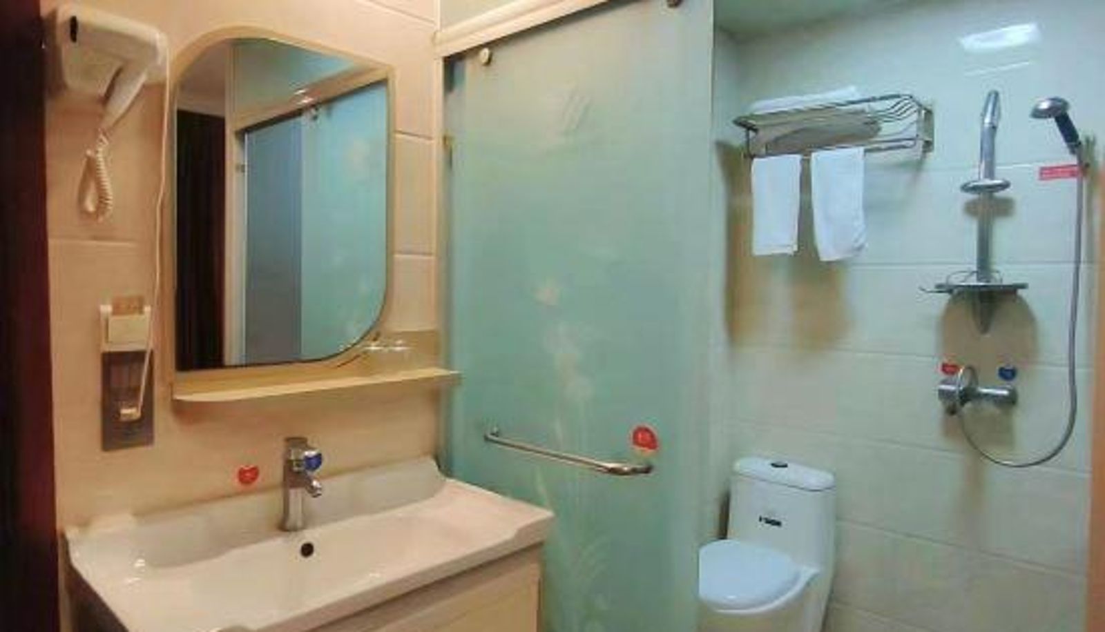 Kamer - Home Inn Huaxuan Collection Hotel (Nanchang Bayi Square Jiangxi Normal University)