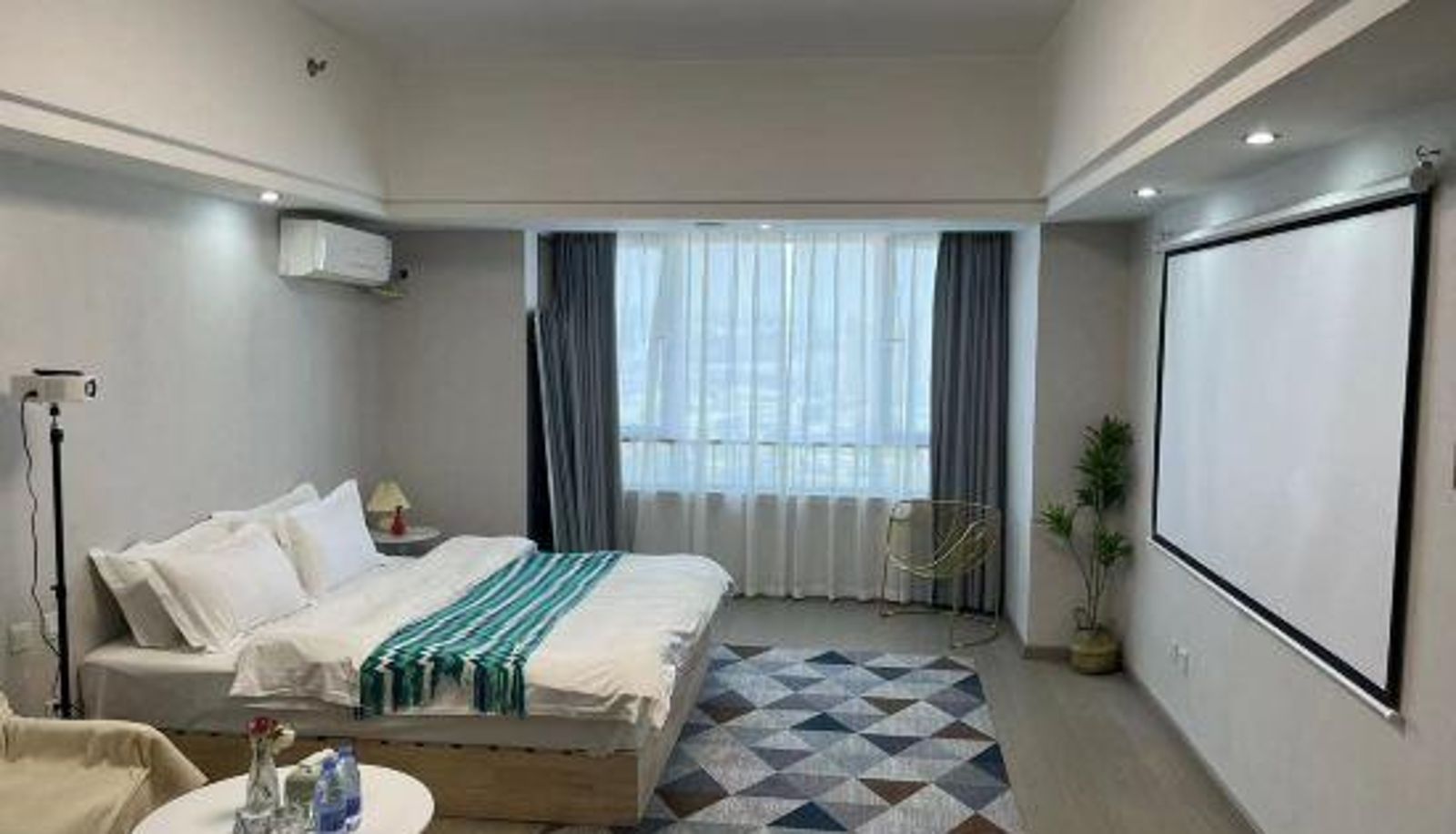 Camera - Changlai Changwang Apartment Hotel