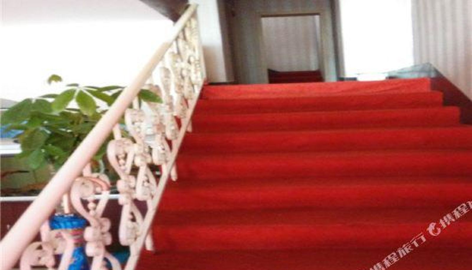 Longhua Tianjie Hotel