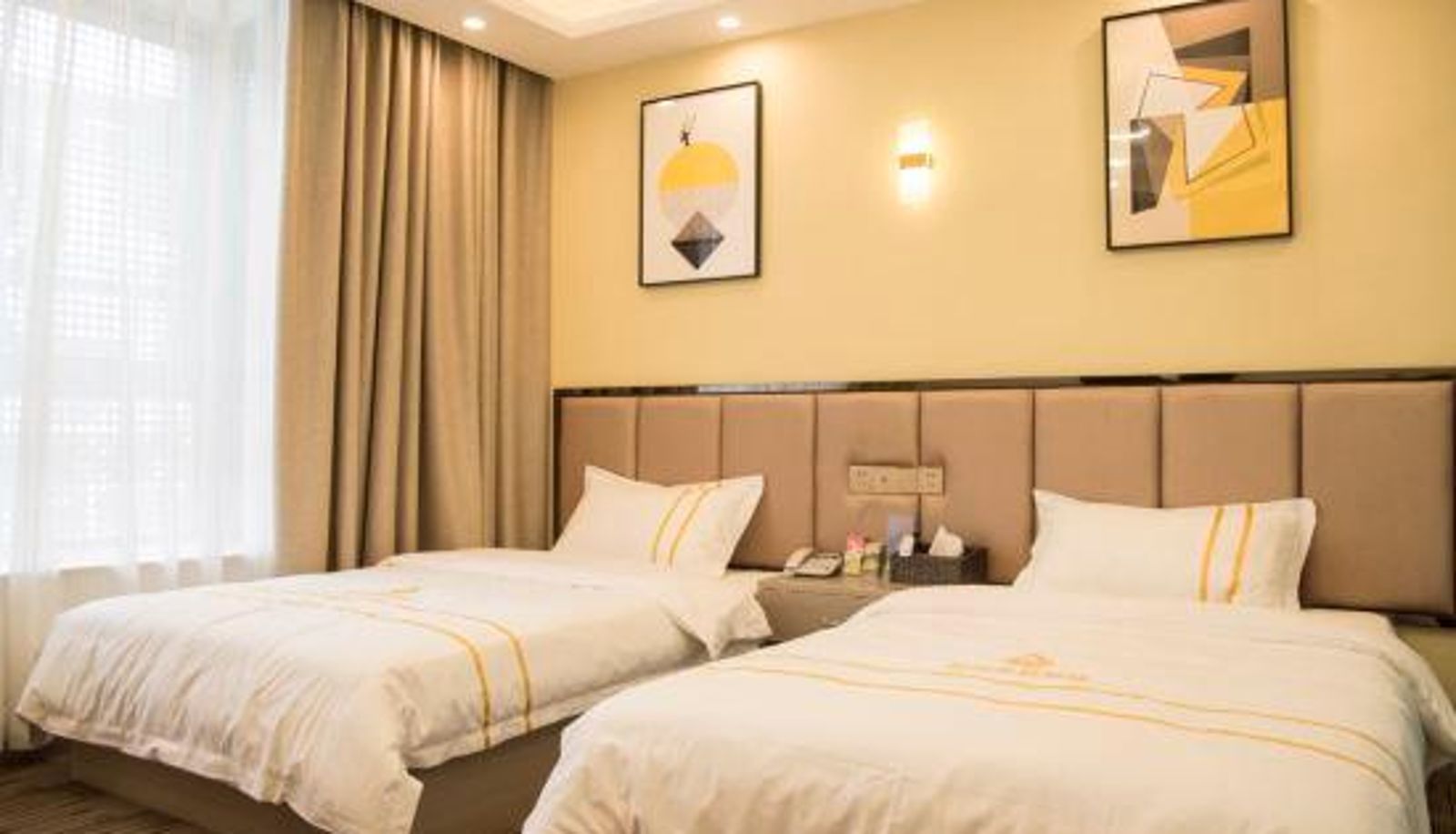Zimmer - Yunhe Theme Hotel