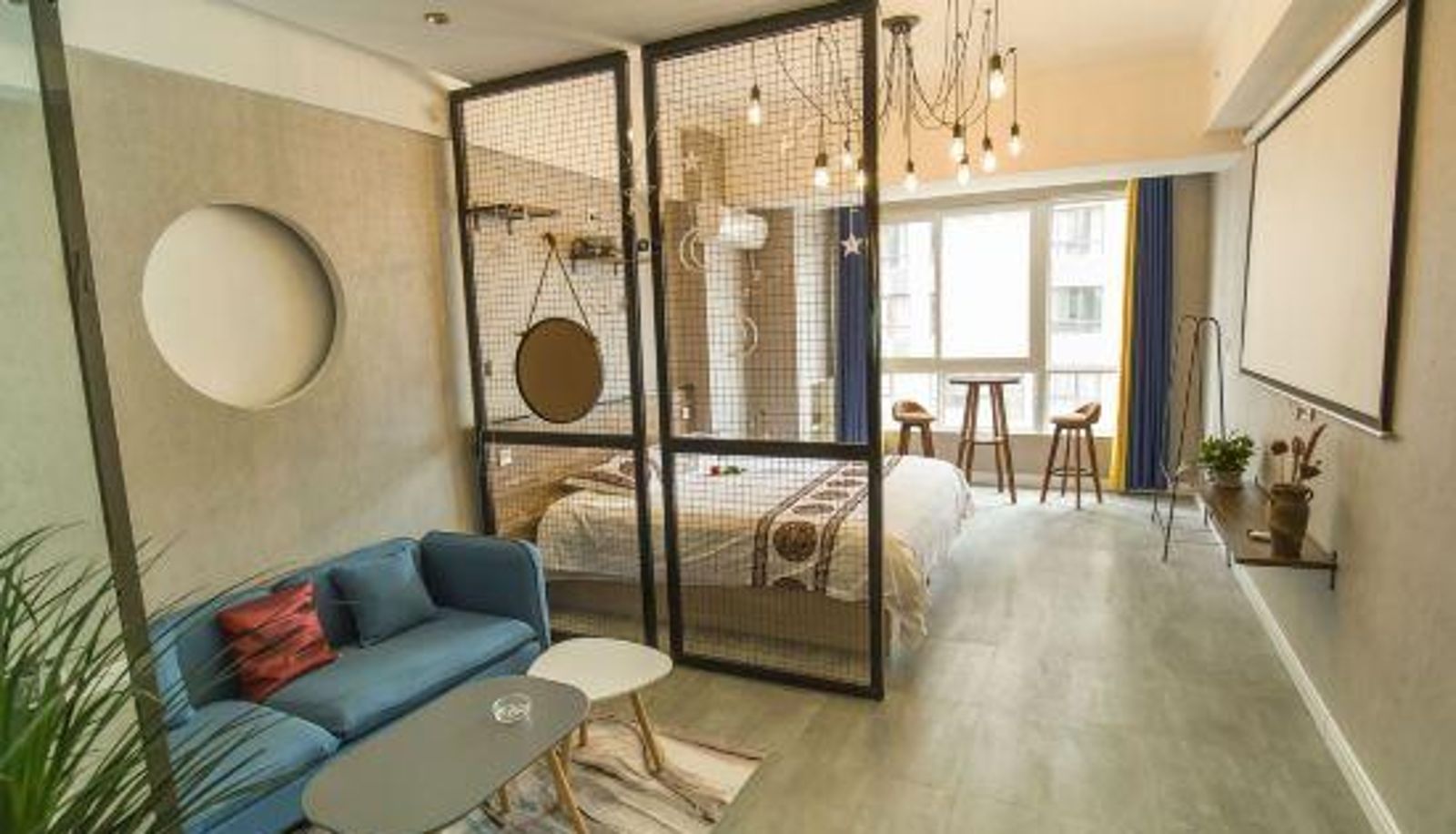 Zimmer - Luoyang Yueke Home Apartment (Longmen High-speed Railway Station Baolong Plaza Branch)