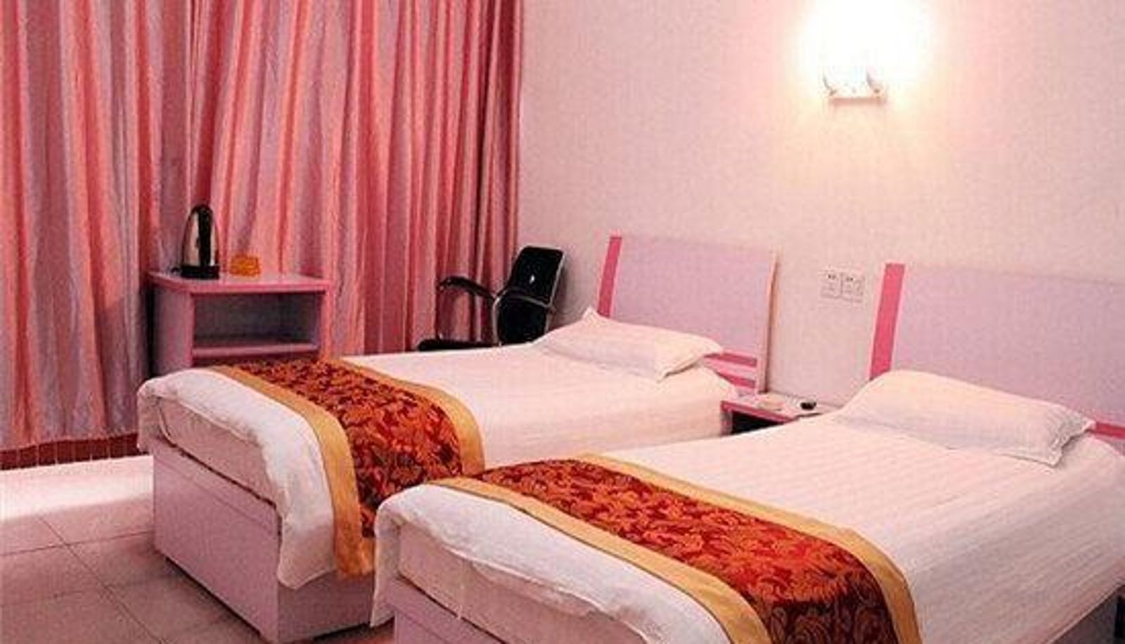 Zimmer - Luoyang shanhe hotel