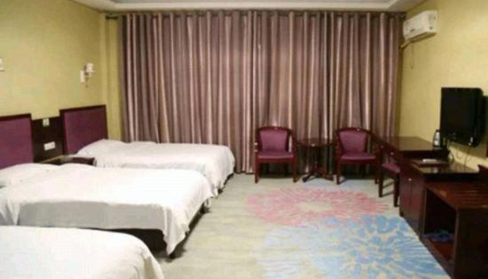 Zimmer - Luoyang Baolong Express Hotel