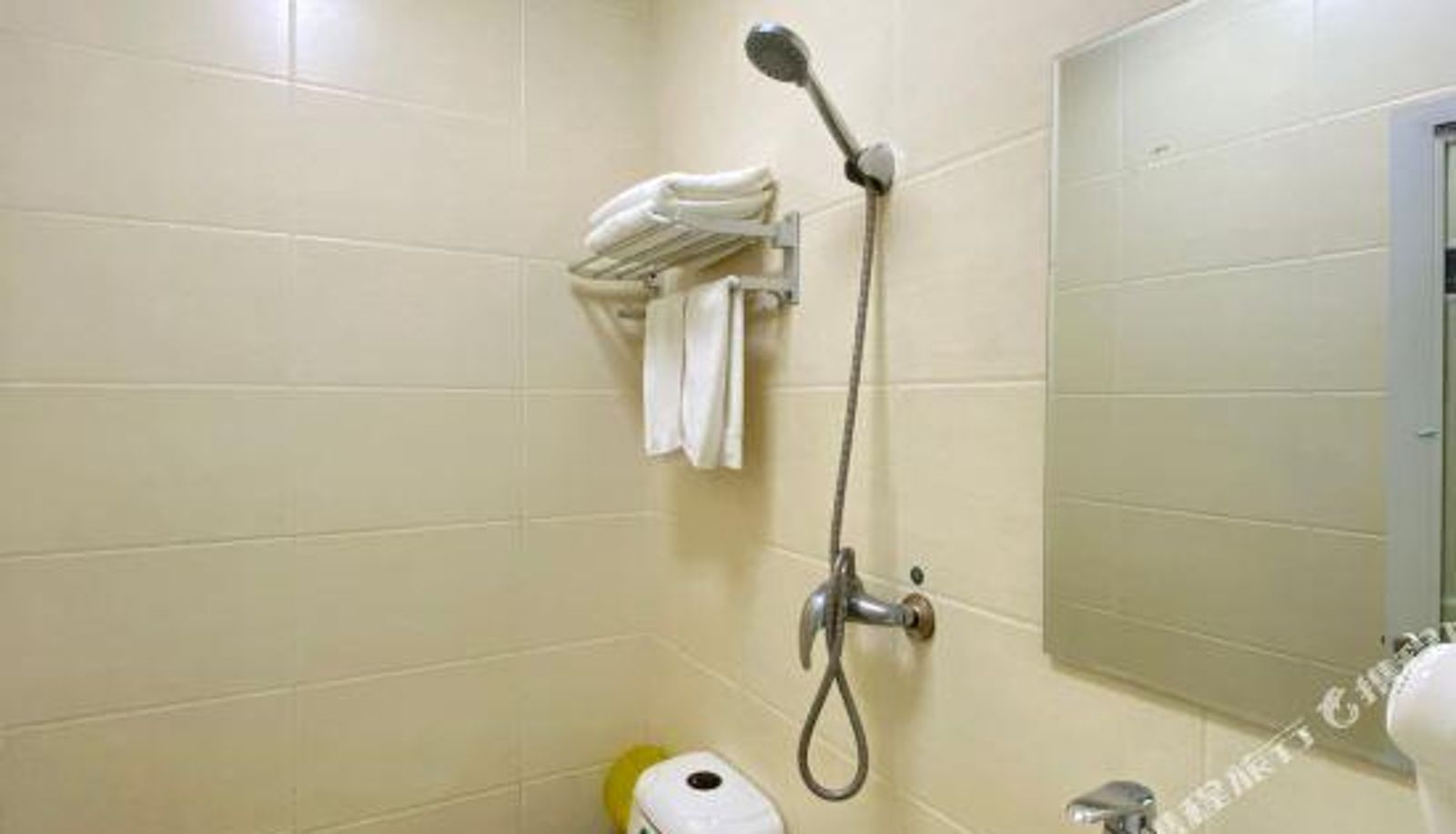 Kamer - Home Inn Huaxuan (Langfang High-speed Railway Station Wanda Branch)