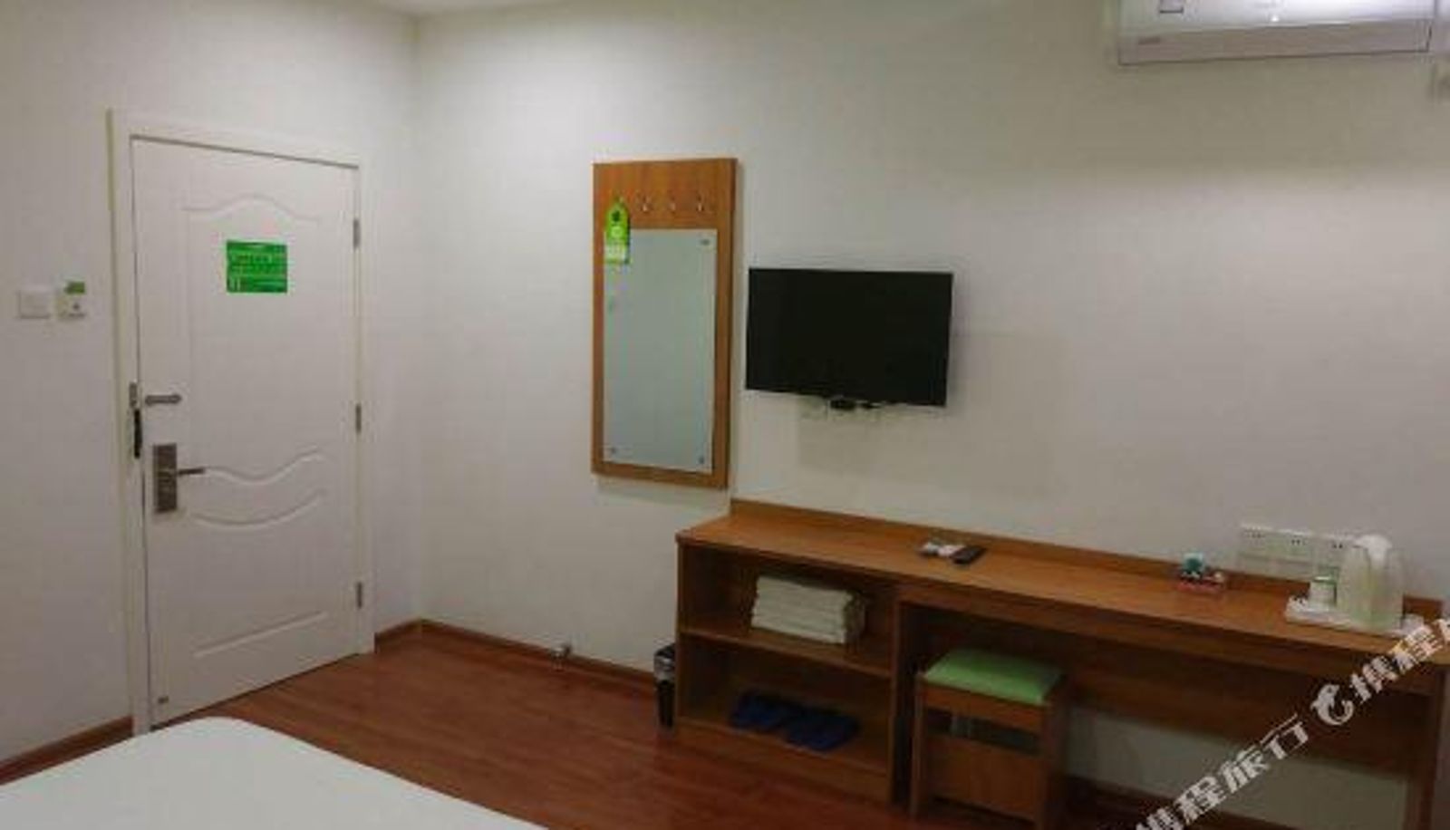 Kamer - Laiwang Hotel (Langfang Railway Station)