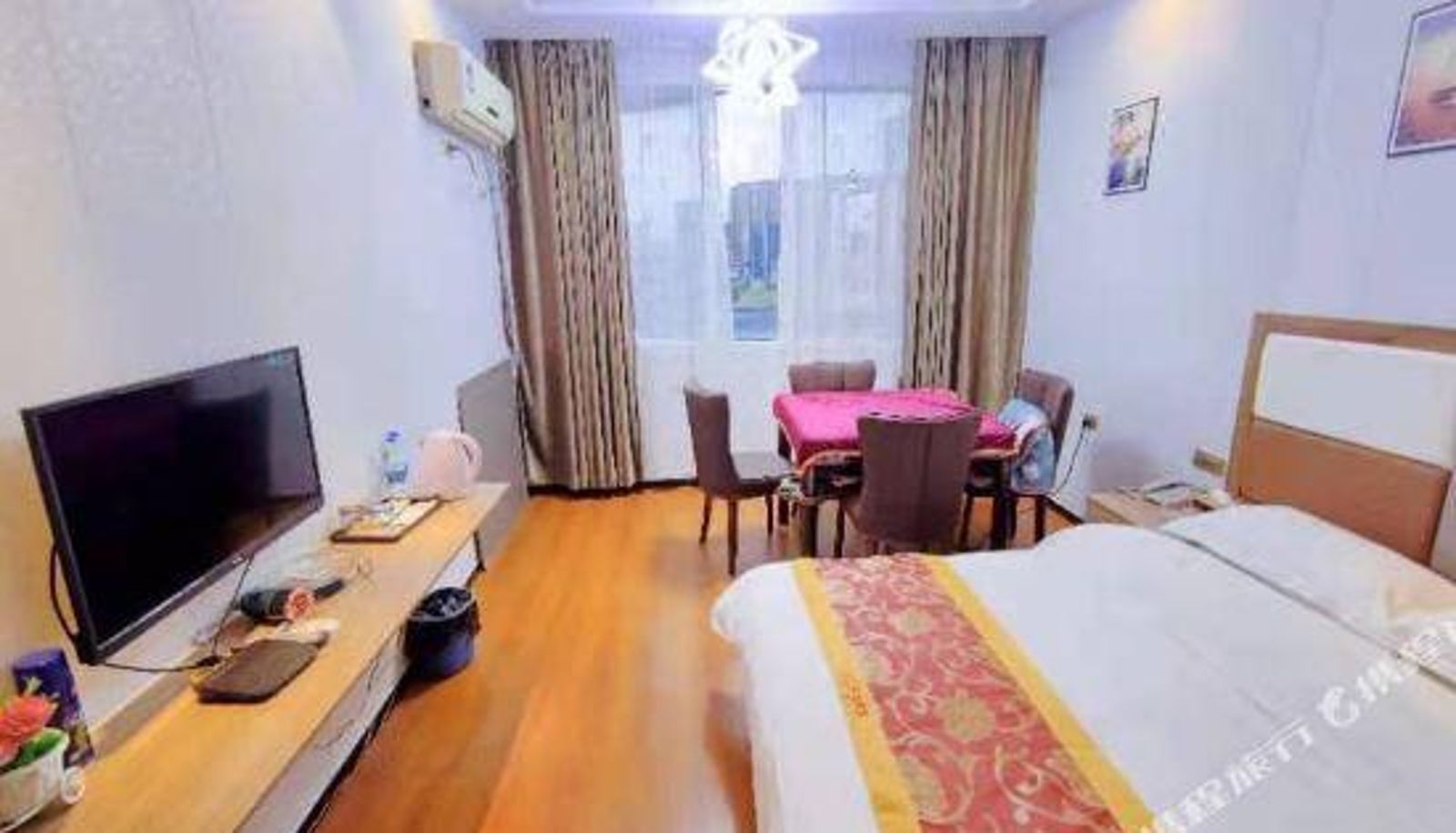 Zimmer - Kaili 520 Fashion Hotel (Guizhou Electronic Information College Wanda Plaza)