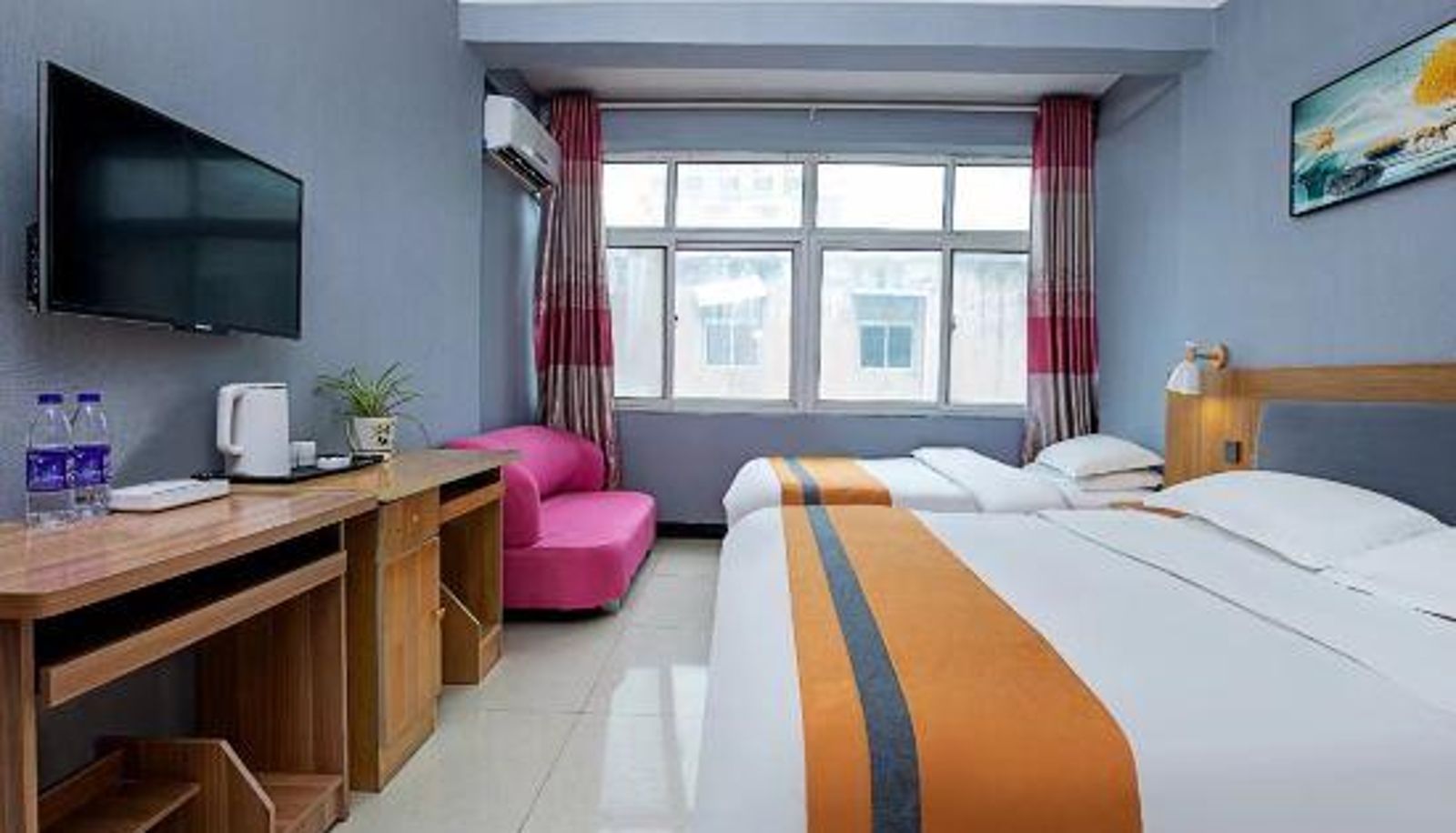 Family room - Shuda Business Hotel (Kaifeng Qingming Shangheyuan Henan University Jinming Campus)
