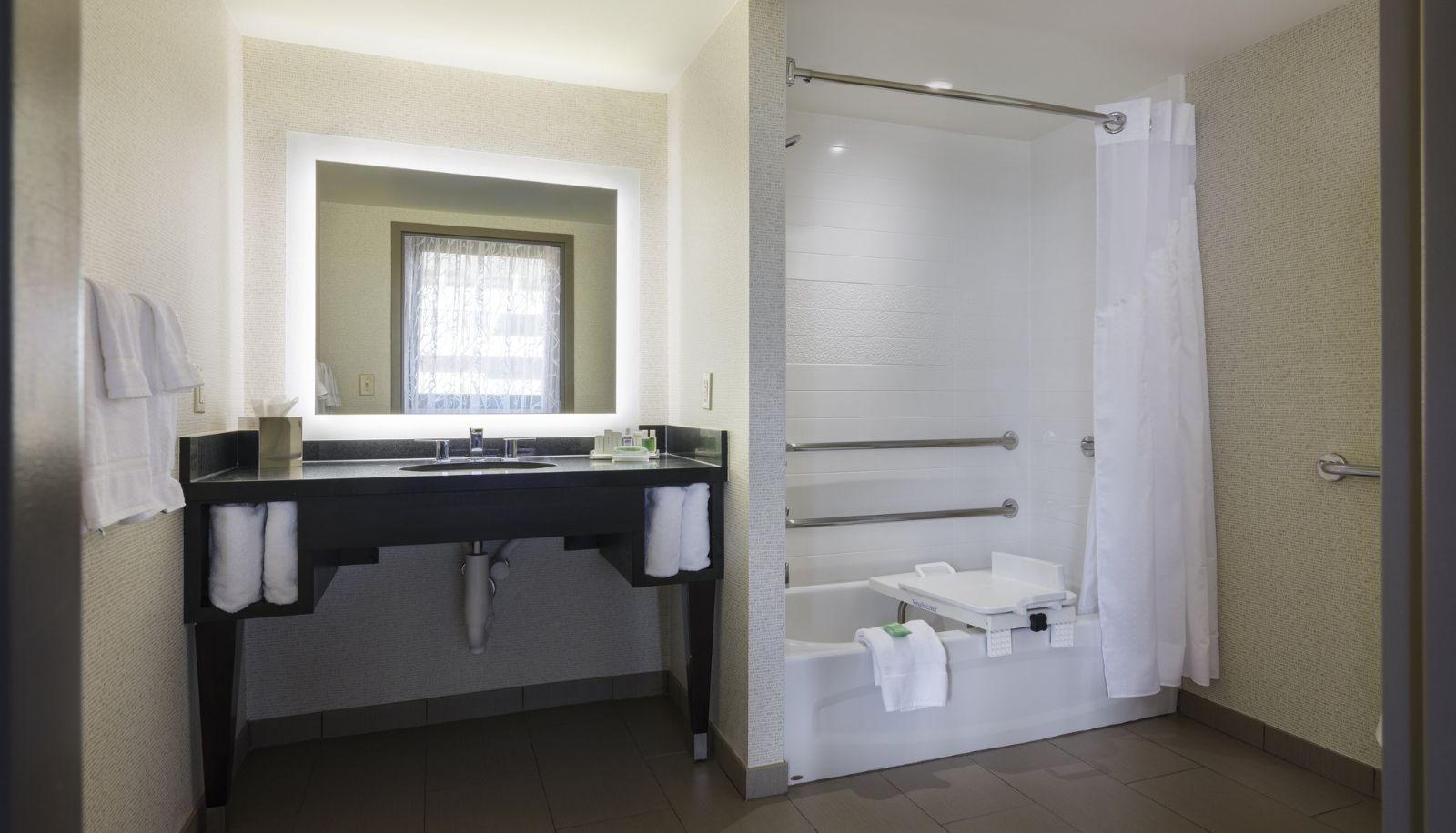 Zimmer - Holiday Inn WASHINGTON CAPITOL - NATL MALL by IHG