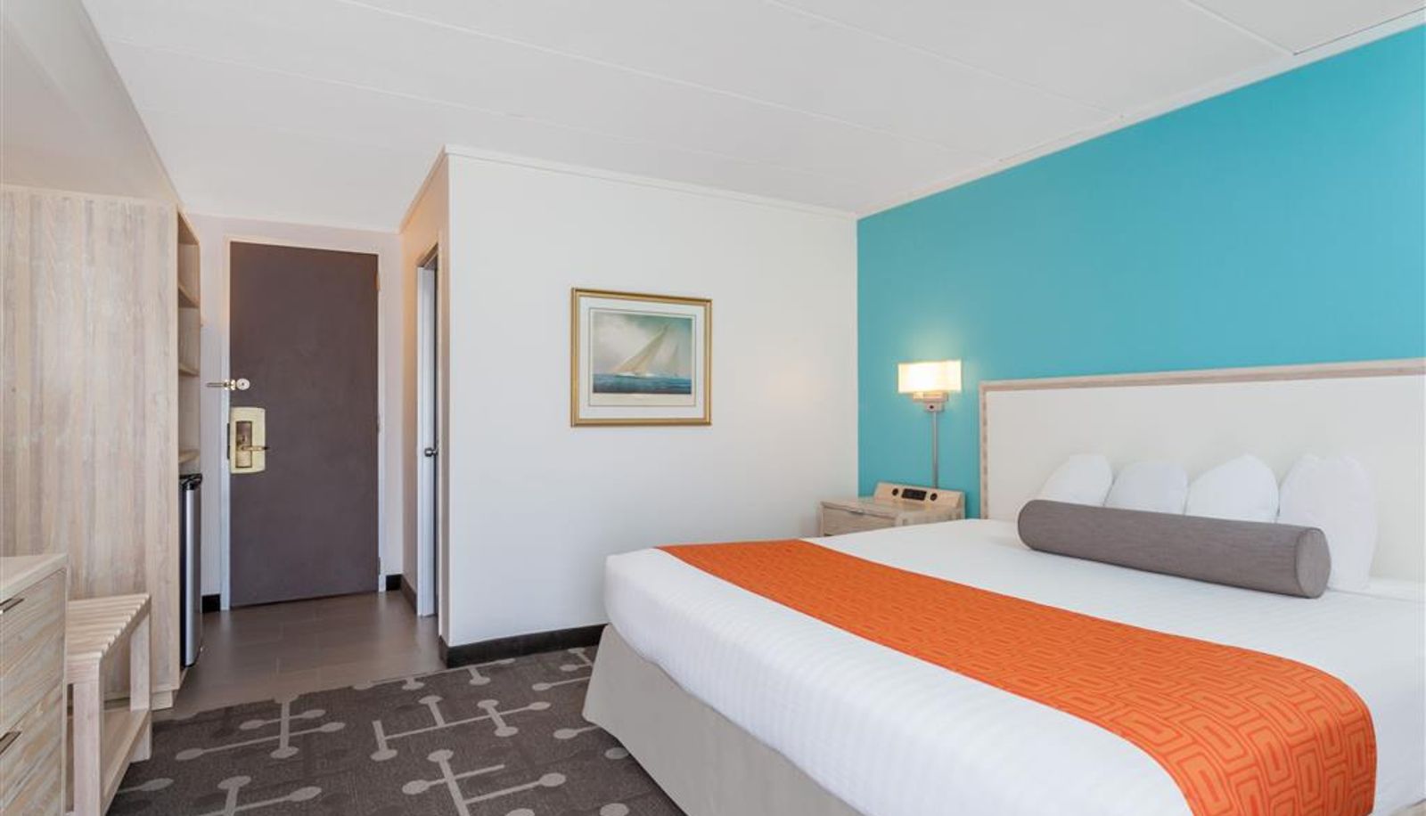 Room - Howard Johnson by Wyndham Mystic