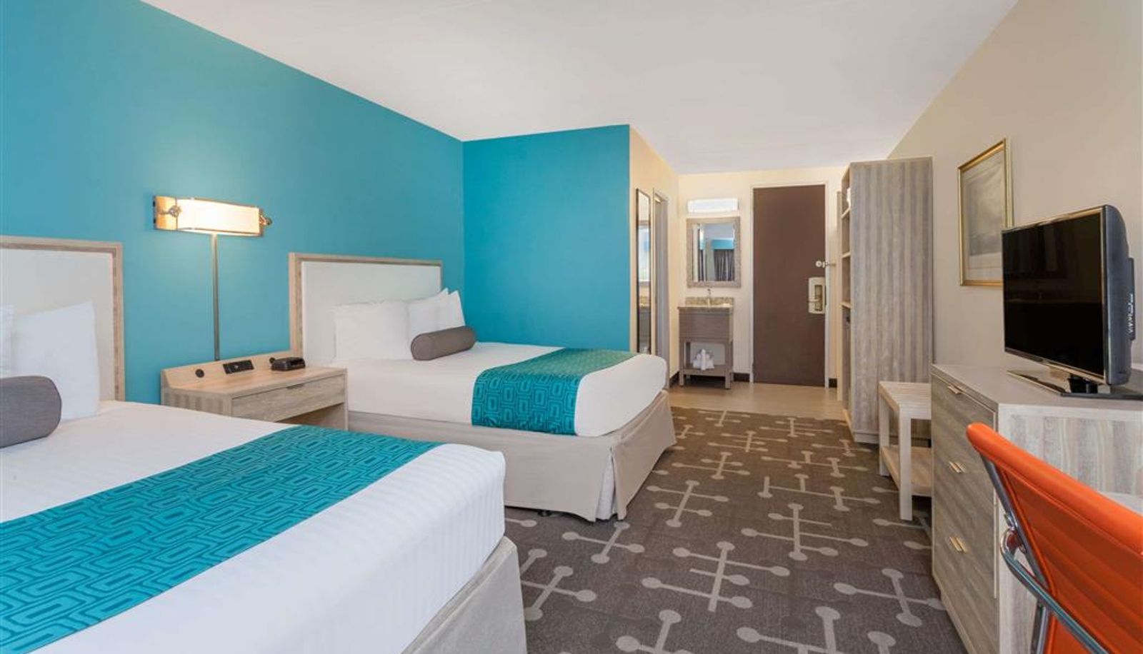 Room - Howard Johnson by Wyndham Mystic