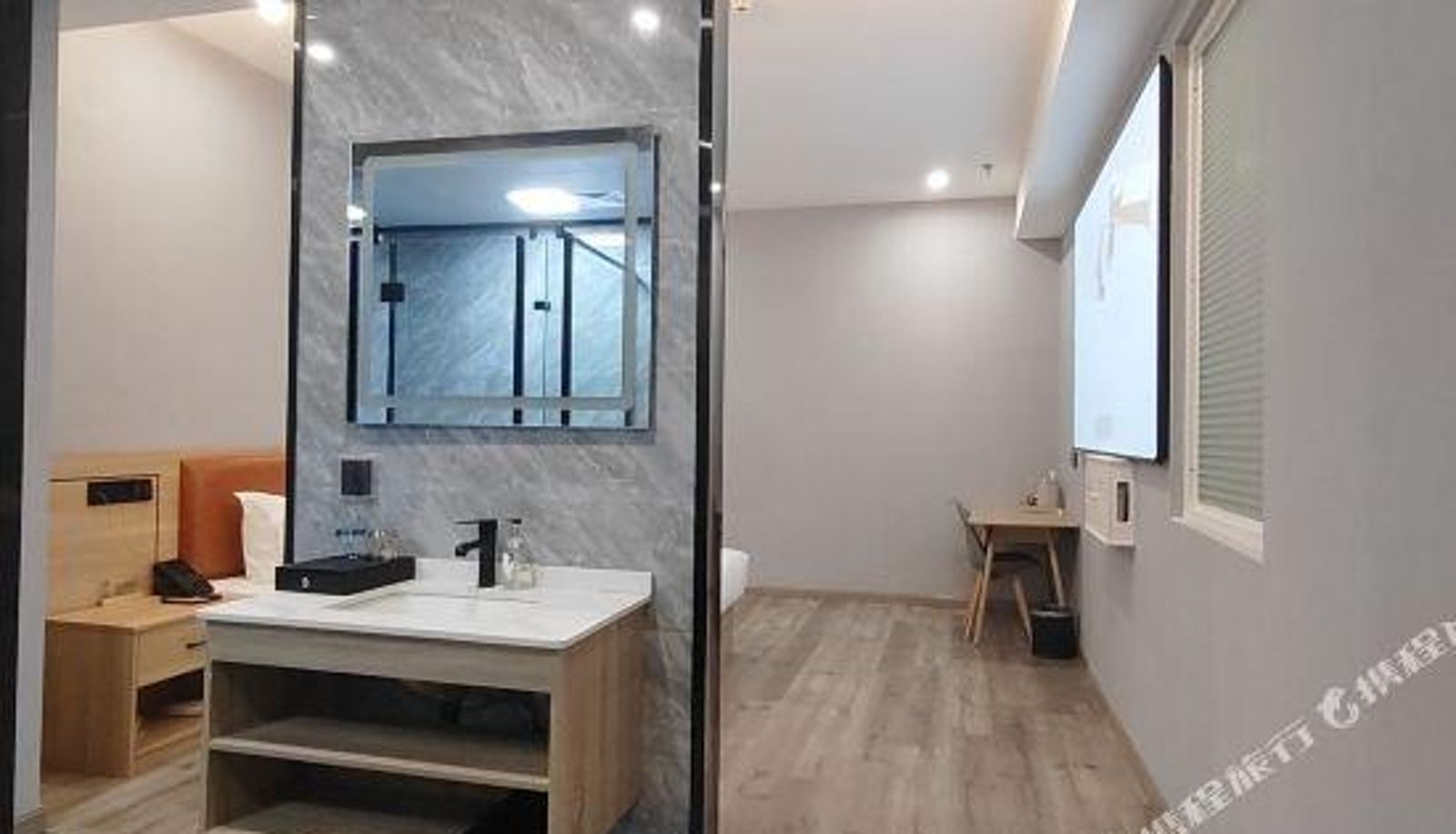 Zimmer - Berman Hotel (Jiangyin Zhouzhuang store)