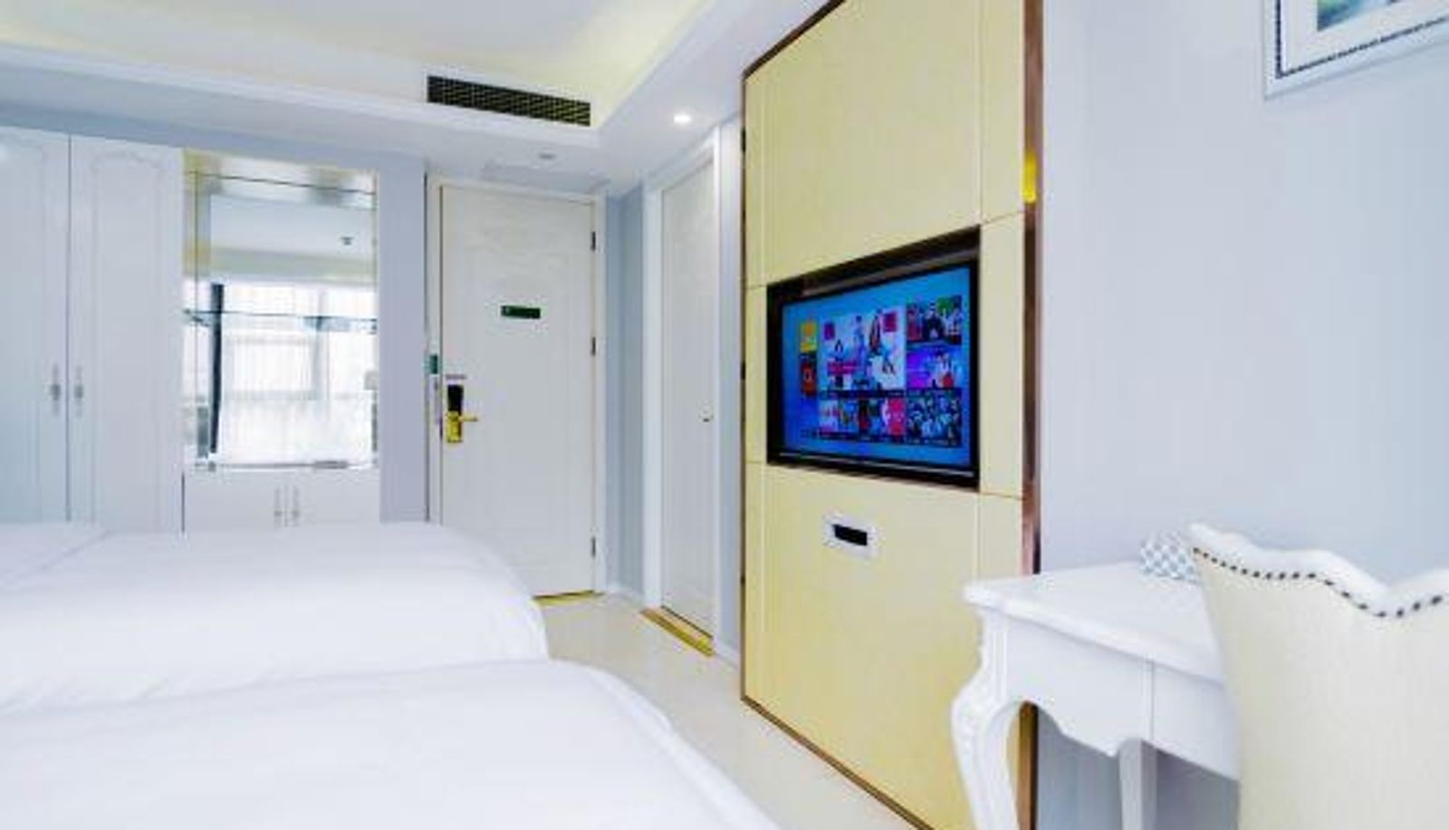 Kamer - Zhixin Gardenia Hotel