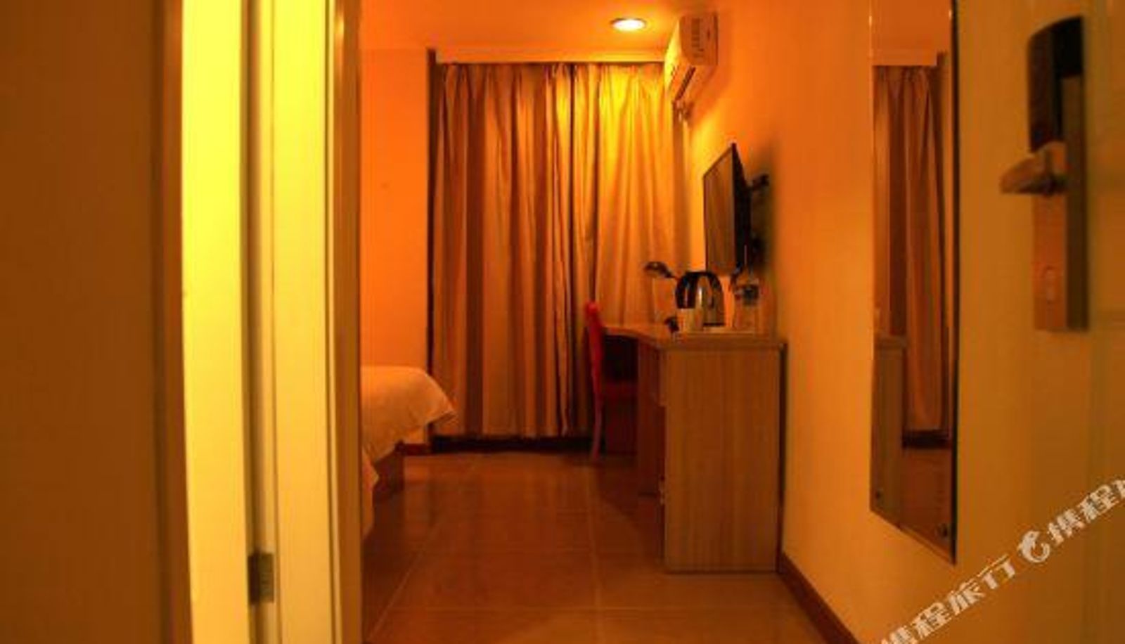 Business room - Home Inn (Jinzhou Central Street Nanjing Road)