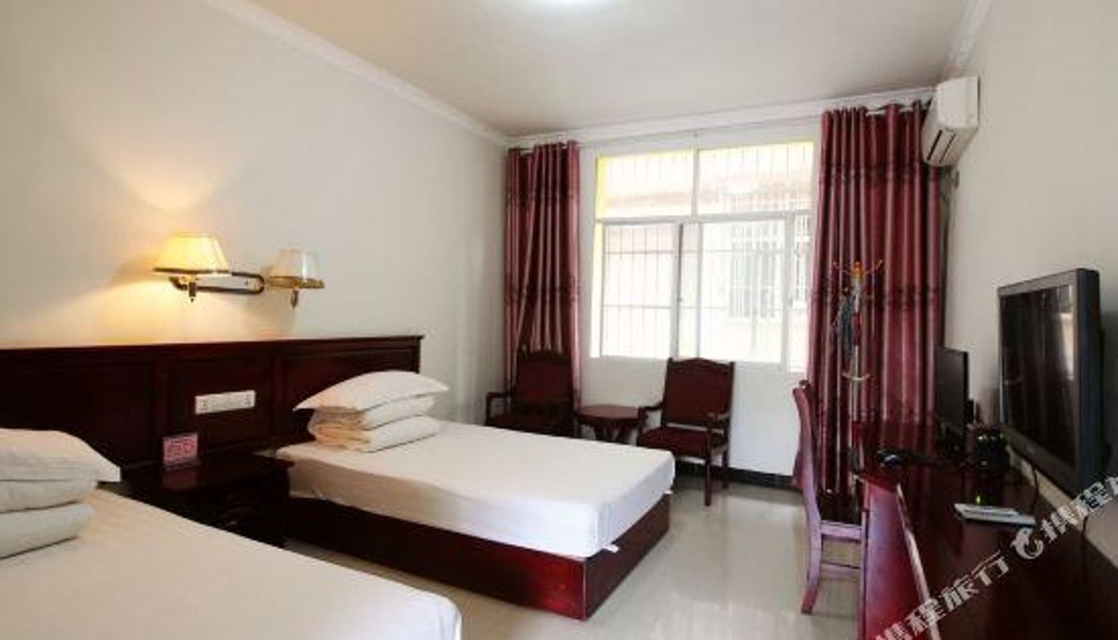 Chambre - Jinghong HuaJing Hotel