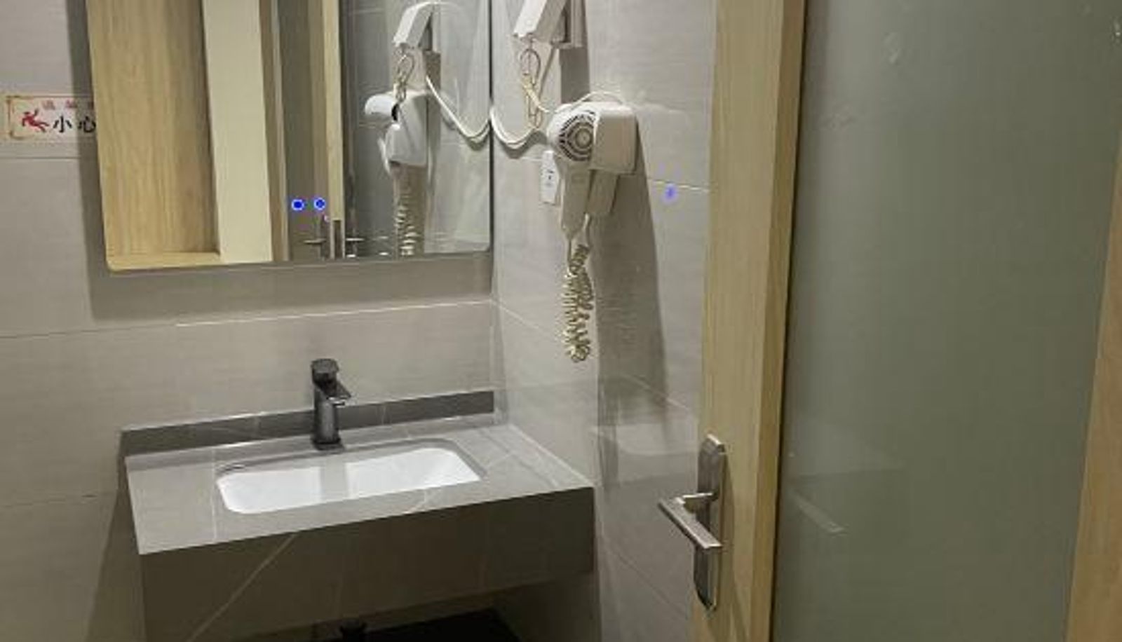 Camera - Xishuangbanna  Perfect  Vacation  Rentals