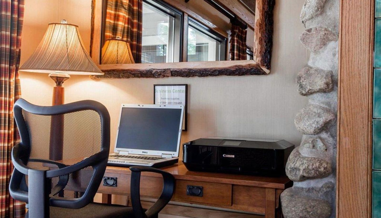 Business centre - Quality Inn on Lake Placid