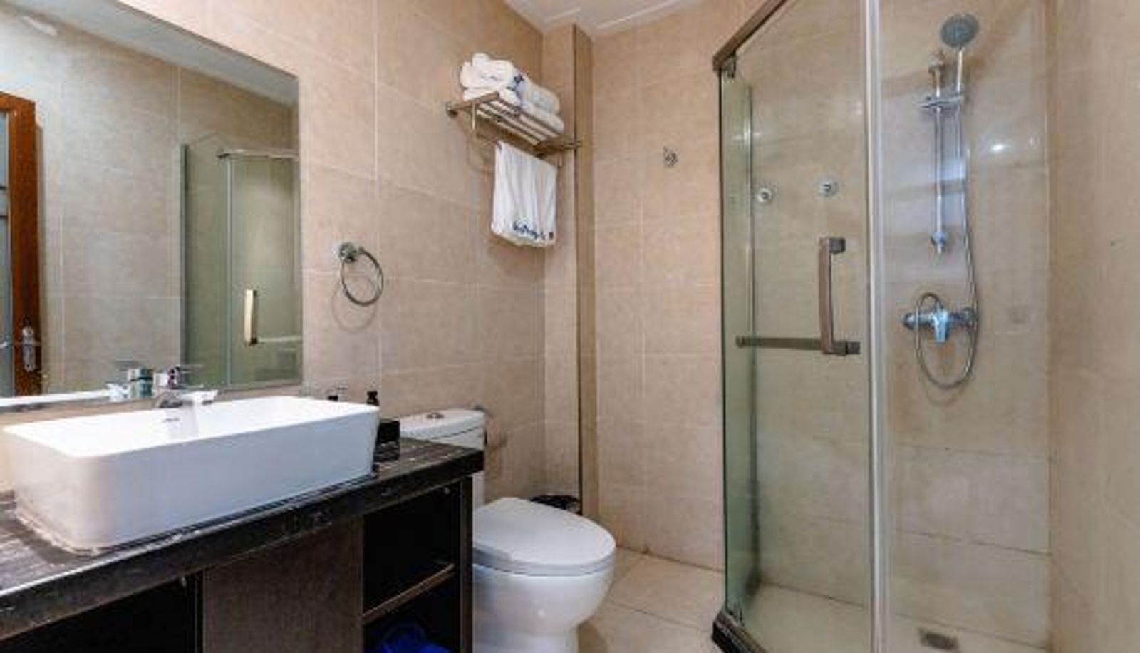 Gezinskamer - TOWO Shangpin Art Hotel (Changjiang Plaza High Speed Railway Station)