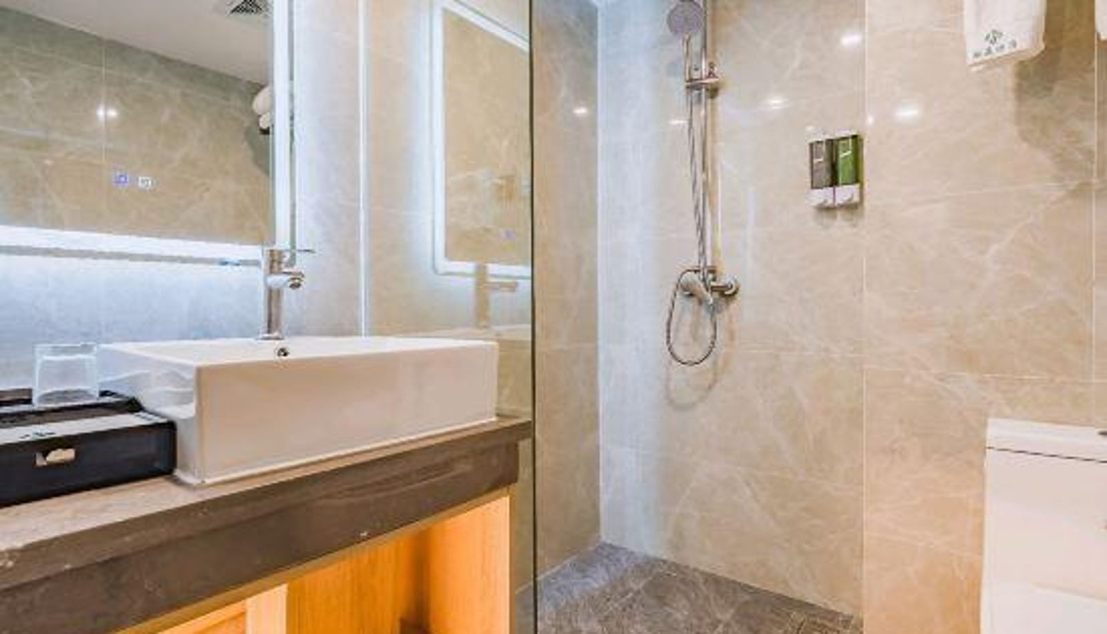 Camera business - Xiangsheng Hotel