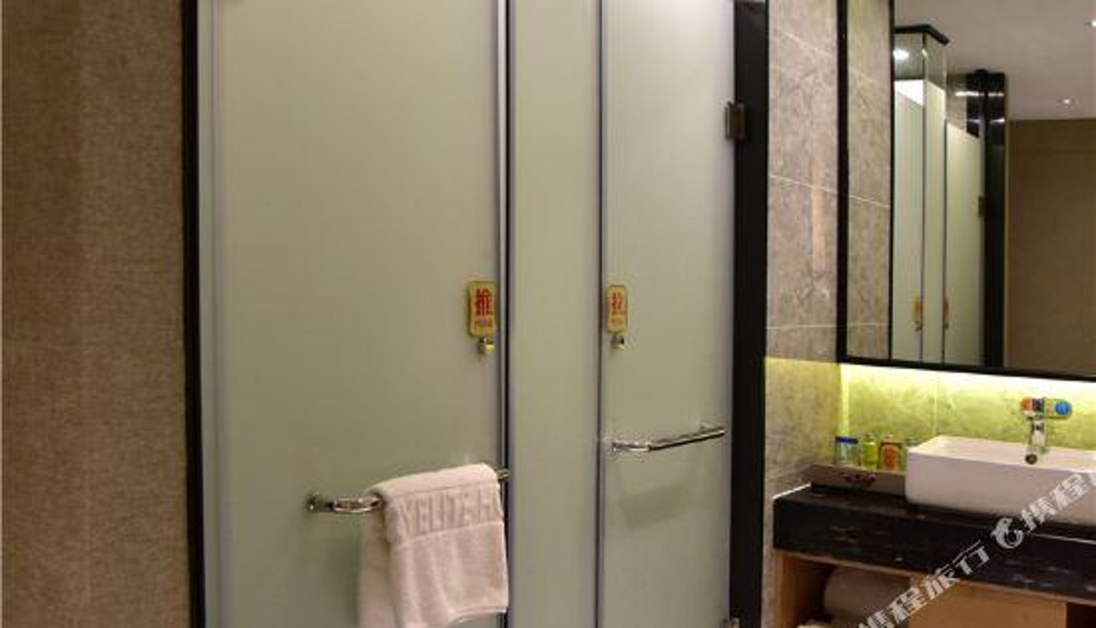 Camera business - Fei'errui Fashion Hotel (Huizhou Huiyang Station)